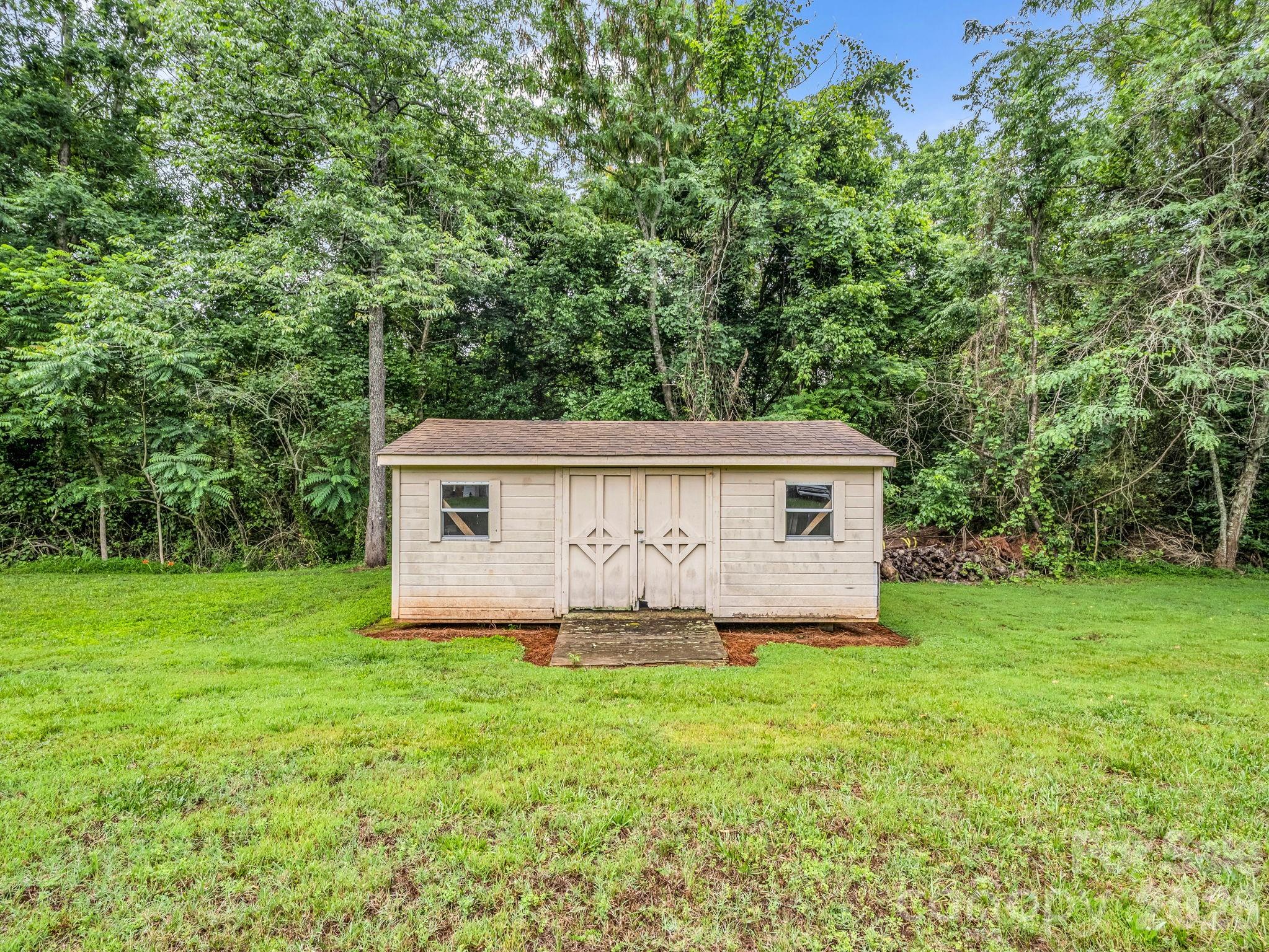 Homes for sale in Rutherfordton, NC | 153 Rosey Ln, Rutherfordton, NC 28139 | MLS# 4388900