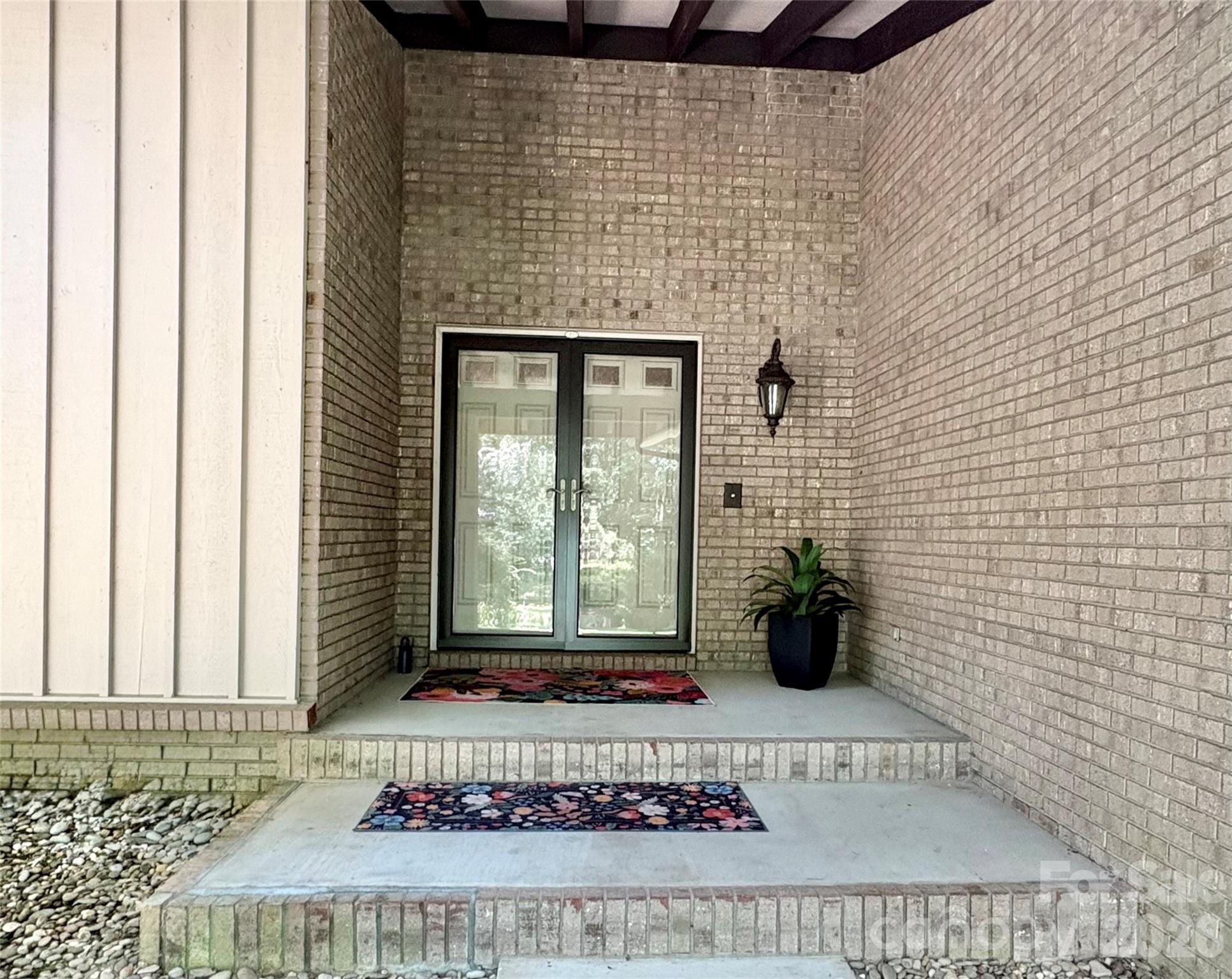 4th image of 115 Woodhaven Dr, Hendersonville, NC 28739 | MLS# 4389153