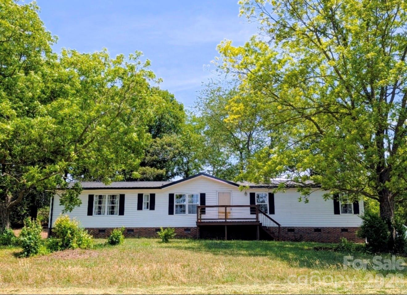 Homes for sale in Taylorsville, NC | 33 Honeysuckle Ln, Taylorsville, NC 28681 | MLS# 4389397