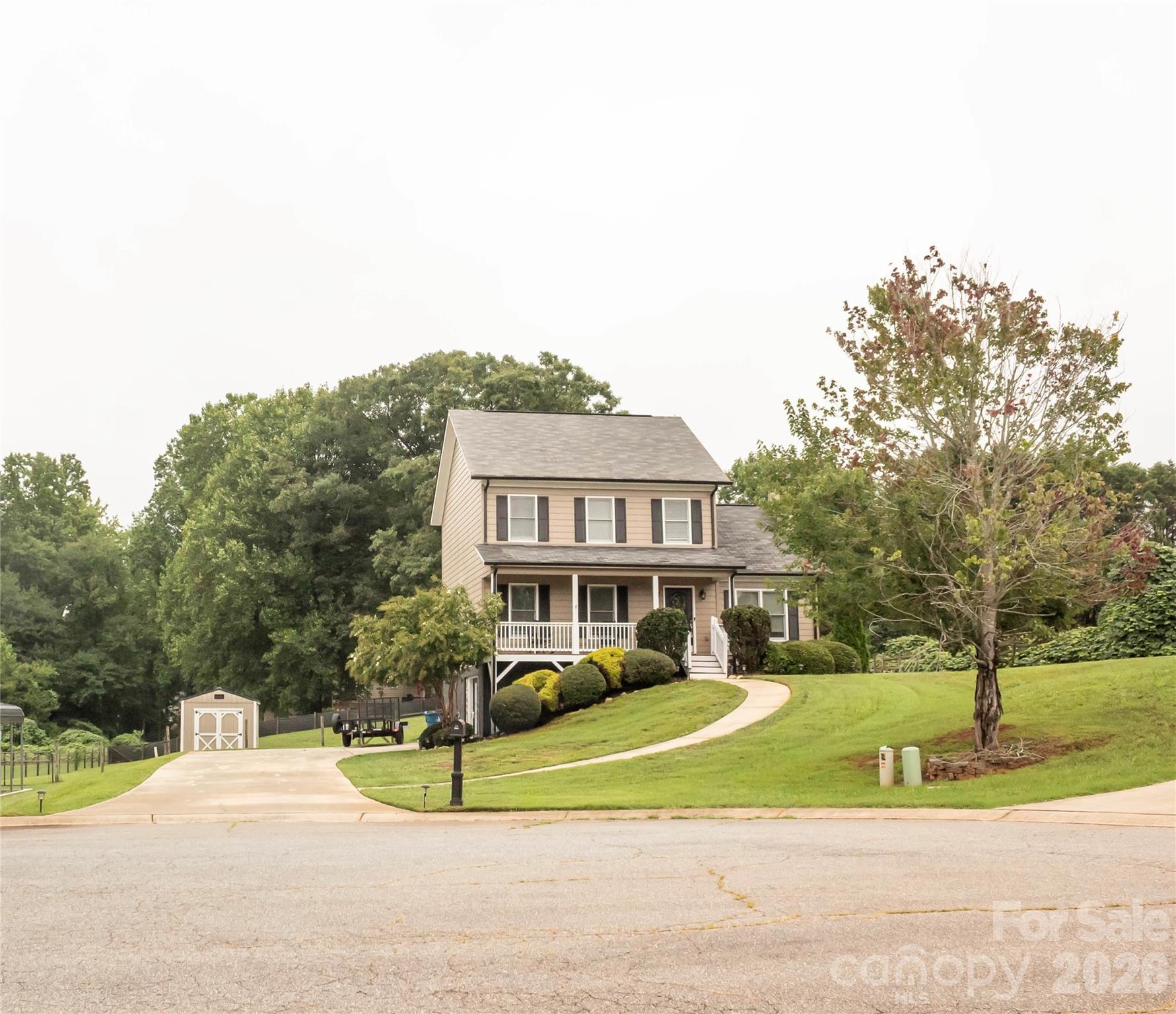 24th image of 1688 Buffett Cir, Hickory, NC 28602 | MLS# 4389759