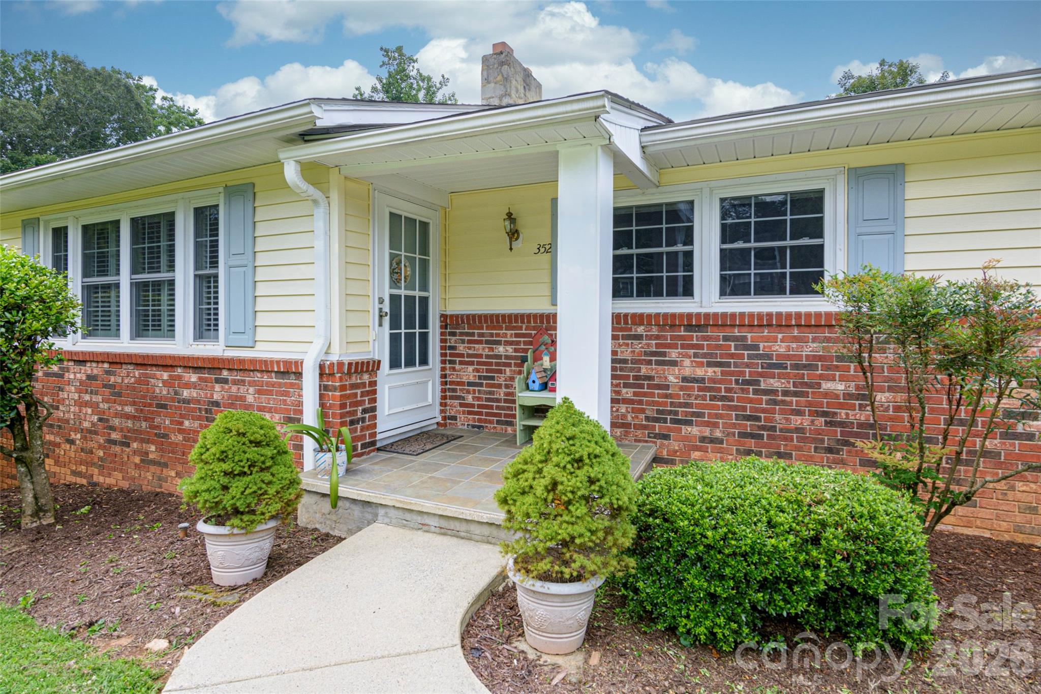3rd image of 352 Cedar Ln, Arden, NC 28704 | MLS# 4391358