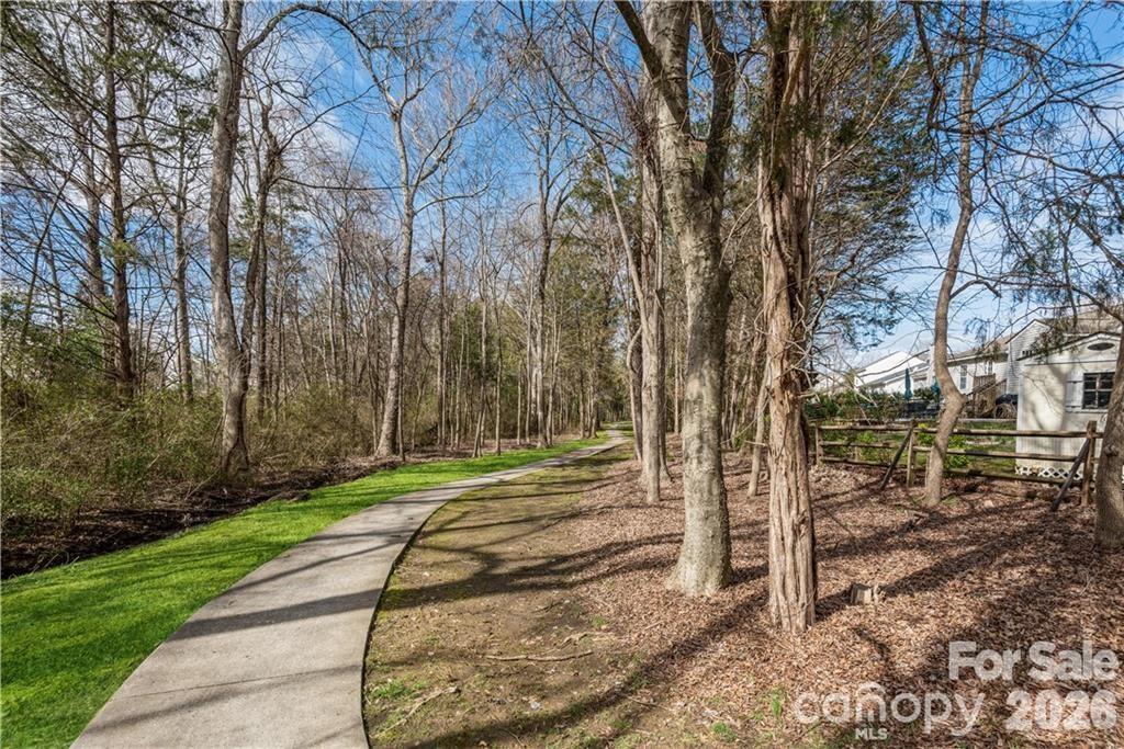 Homes for sale in Charlotte, NC | 4313 Bubbling Brook Ct, Charlotte, NC 28278 | MLS# 4391824