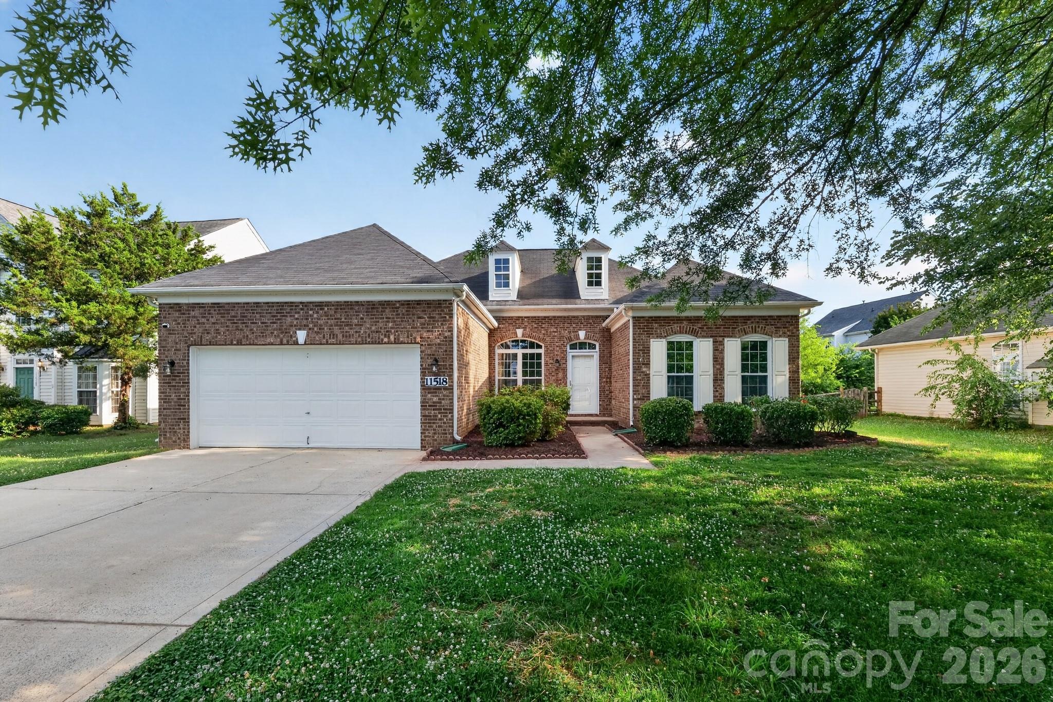 Homes for sale in Charlotte, NC | 11518 Planters Estates Dr, Charlotte, NC 28278 | MLS# 4392668