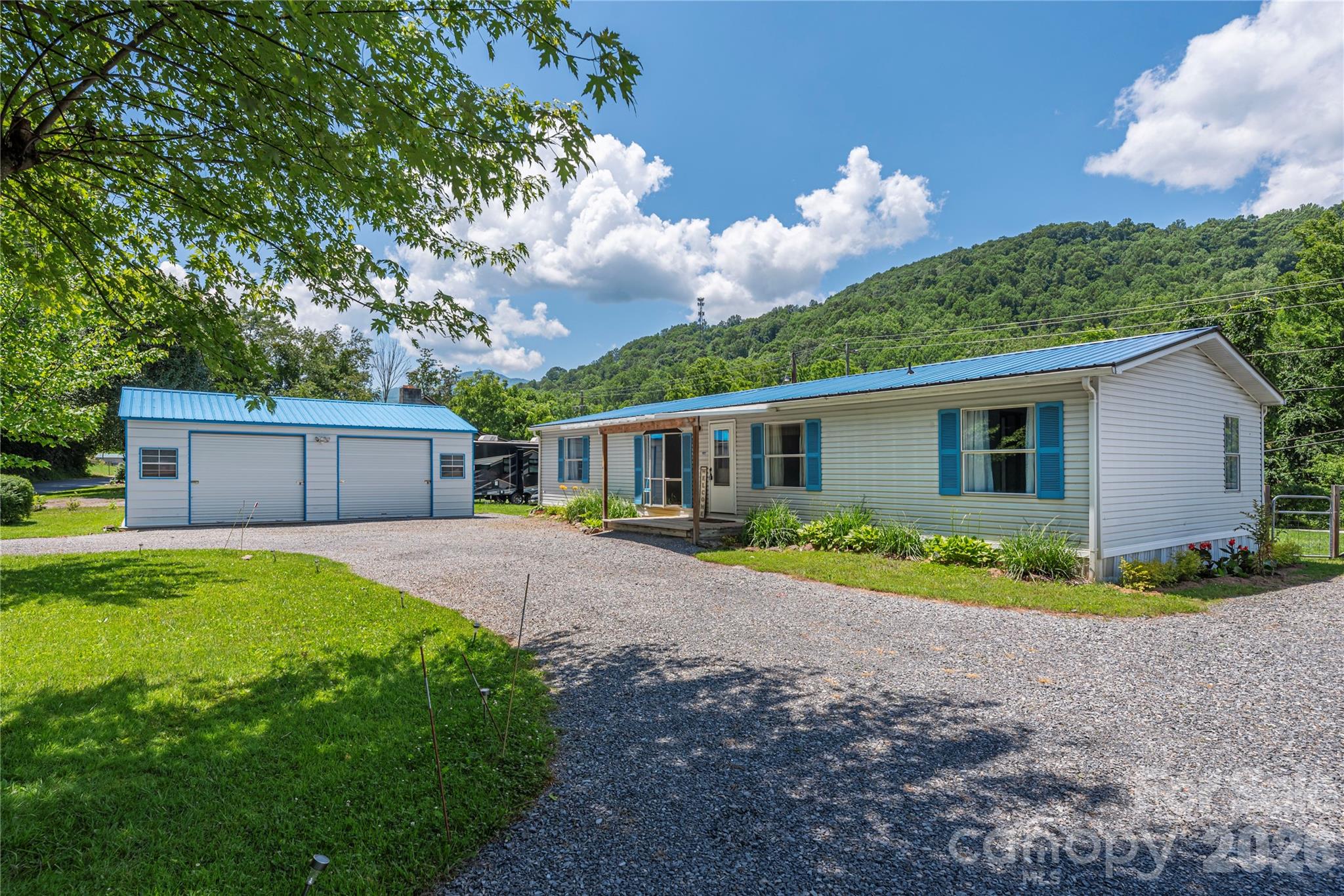 Homes for sale in Waynesville, NC | 1458 Old Balsam Rd, Waynesville, NC 28786 | MLS# 4392696
