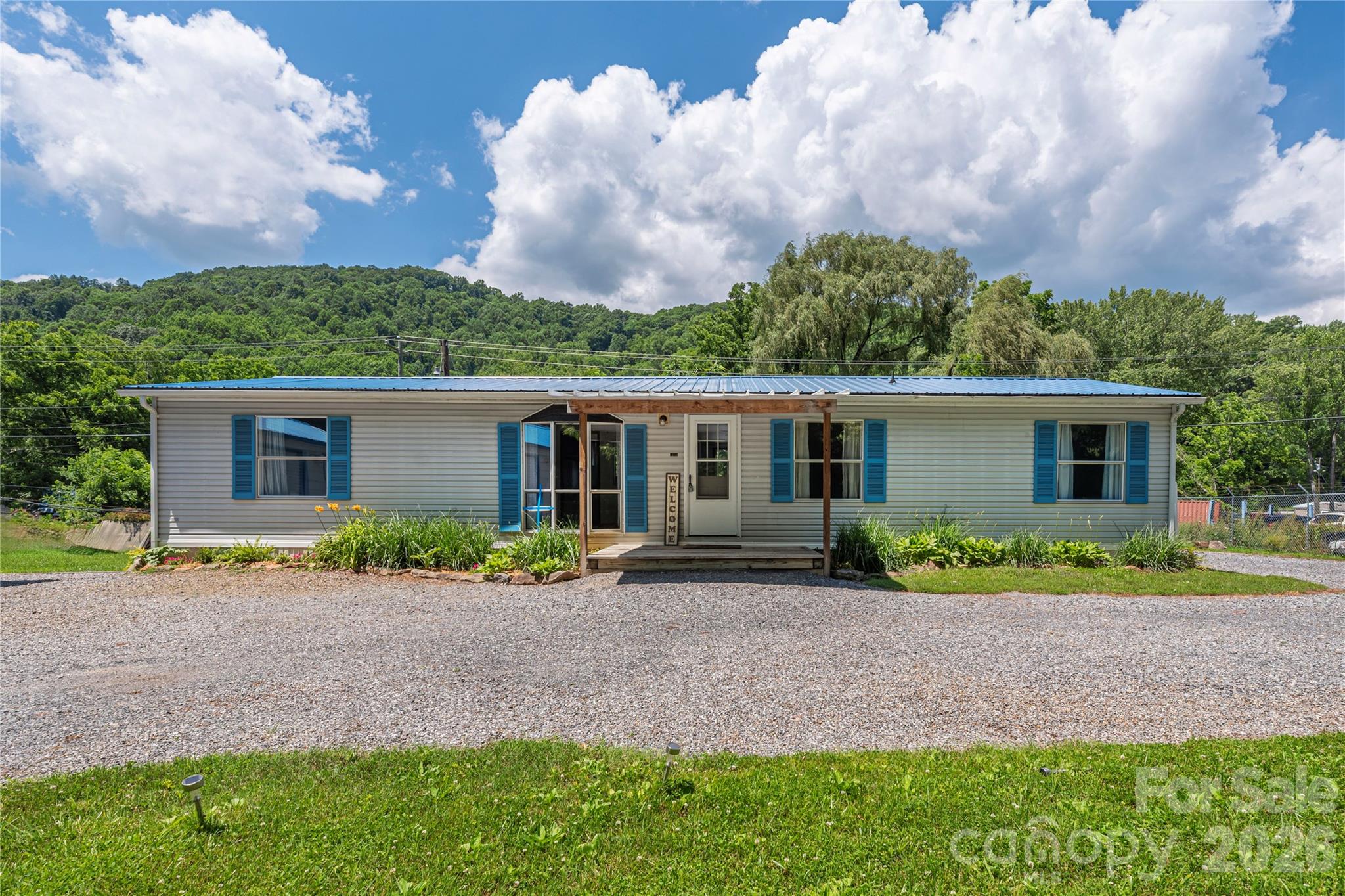 Homes for sale in Waynesville, NC | 1458 Old Balsam Rd, Waynesville, NC 28786 | MLS# 4392696