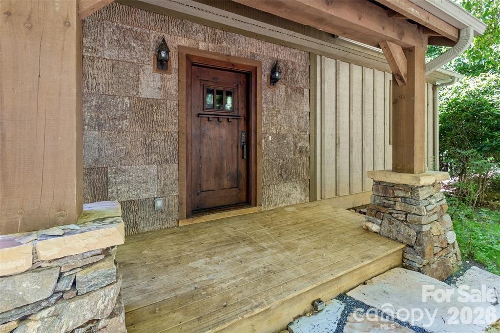 Photo 2 of Single family home for sale at 47 Falls Xing Rd, Burnsville, NC 28714 | MLS# 4393417 | Listing updated on 2026-09-03