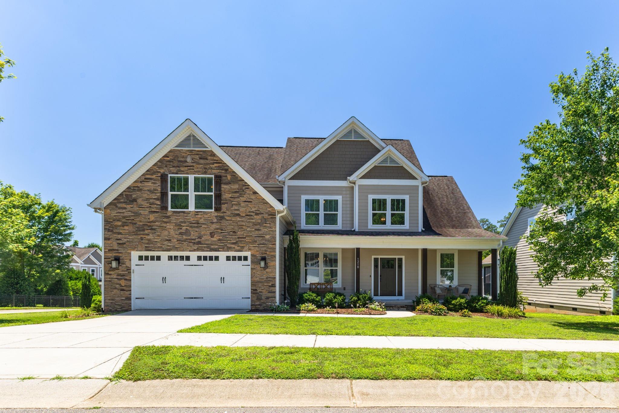 1st image of 1210 39th Ave Ne, Hickory, NC 28601 | MLS# 4395071