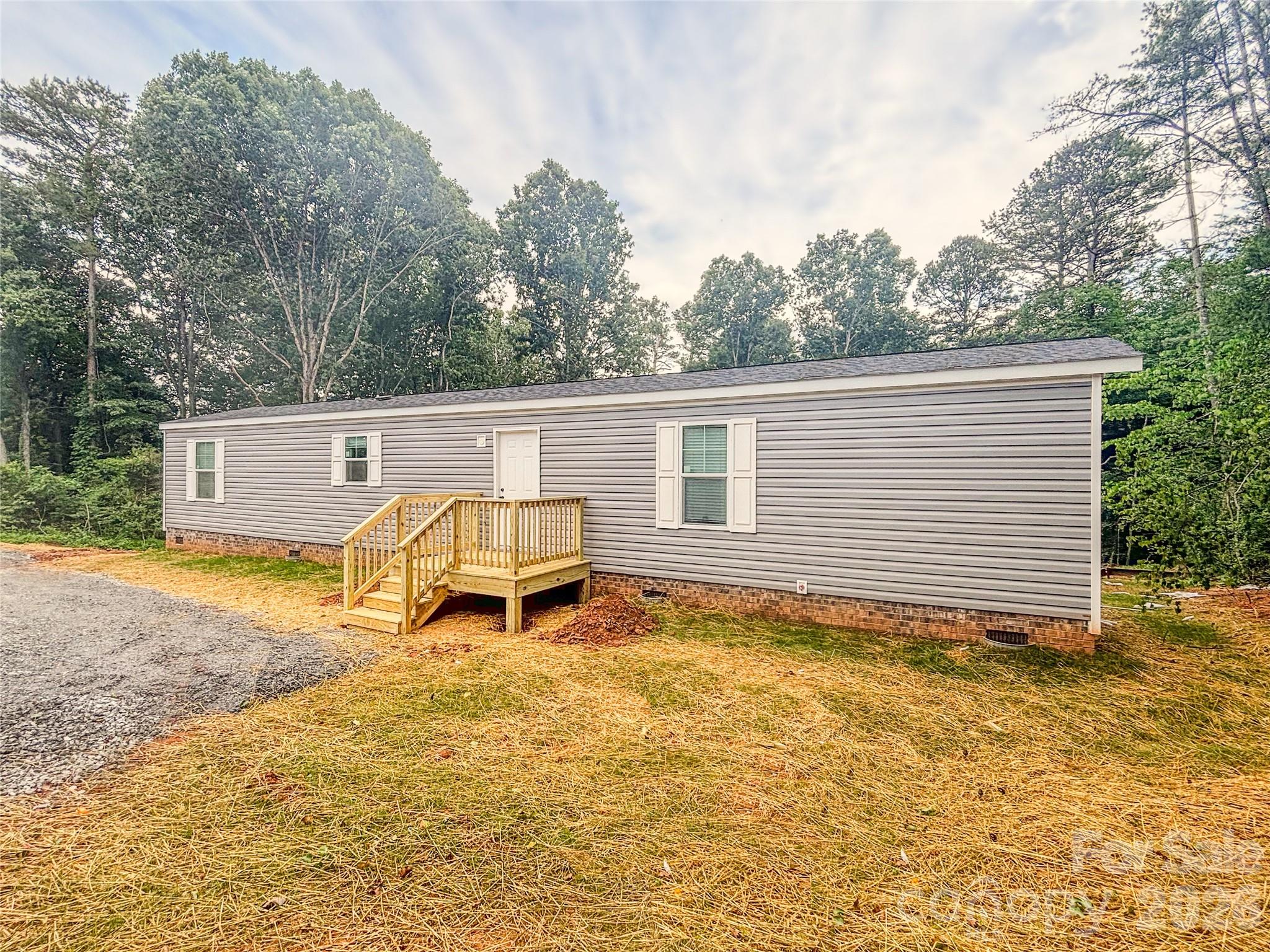 Homes for sale in Hickory, NC | 2401 Liberty Church Rd, Hickory, NC 28601 | MLS# 4395624