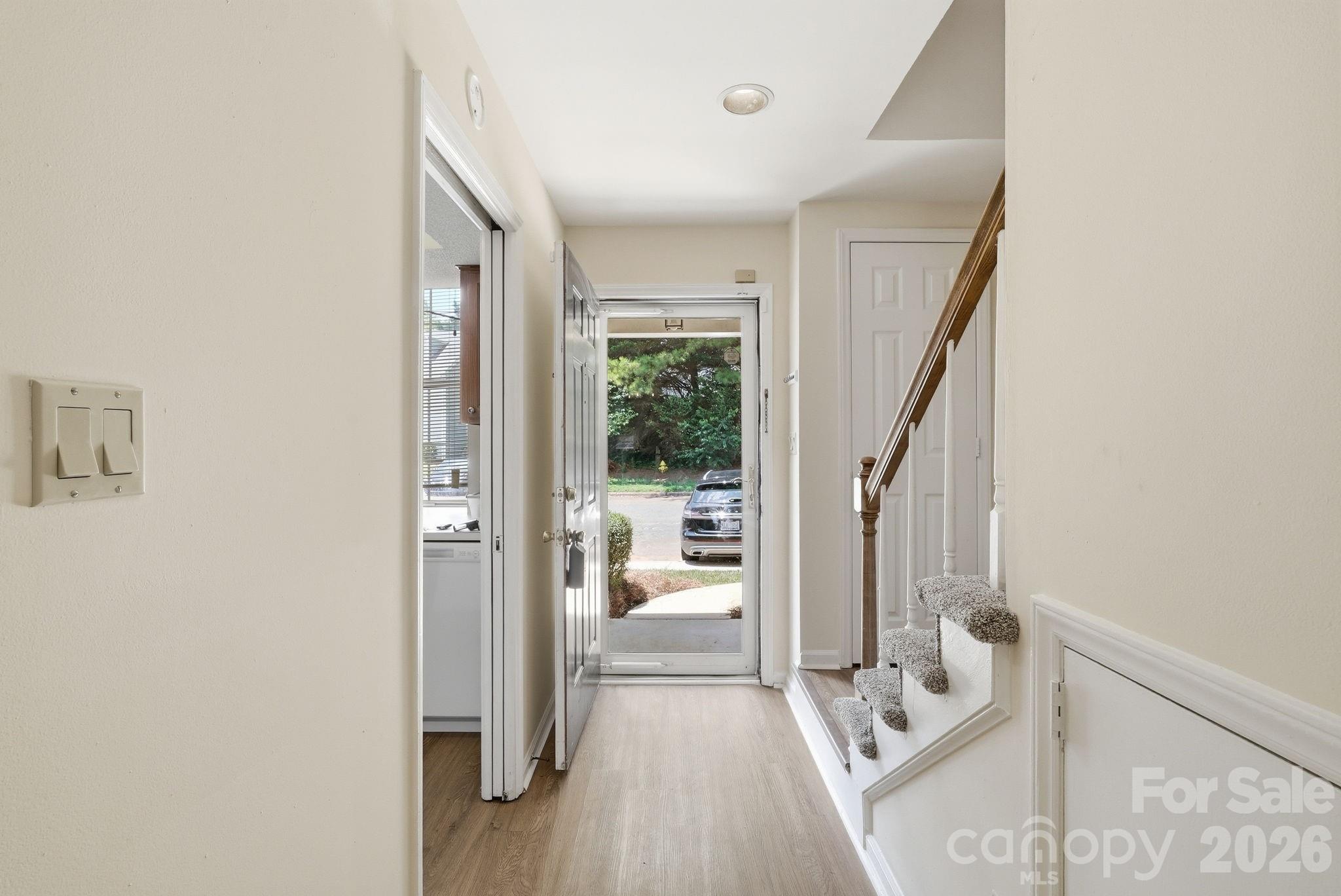 image of 2954 Iron Gate Ln, Charlotte, NC 28212 | MLS# 4396954