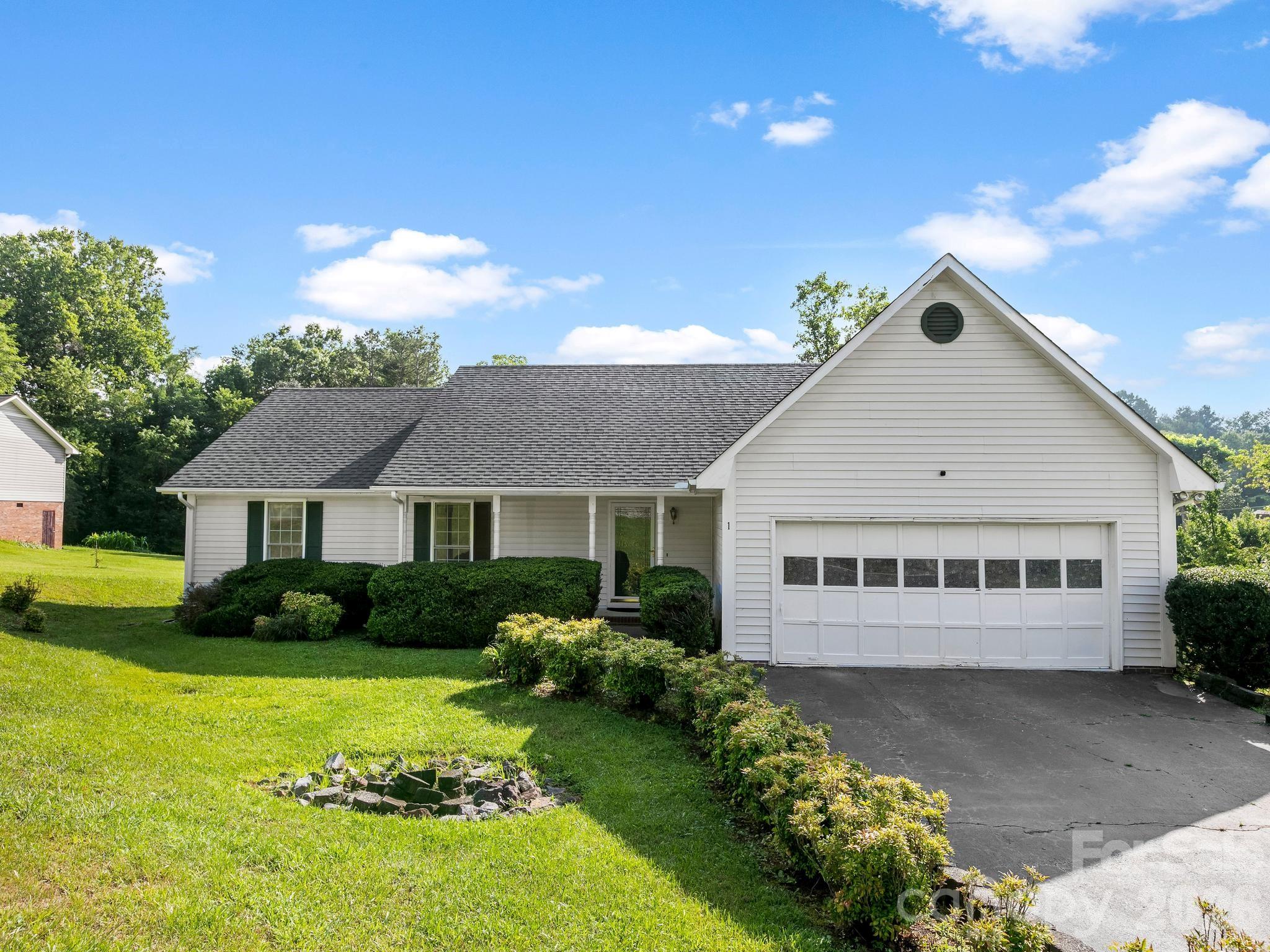 1st image of 1 Strathmore Dr, Arden, NC 28704 | MLS# 4397102