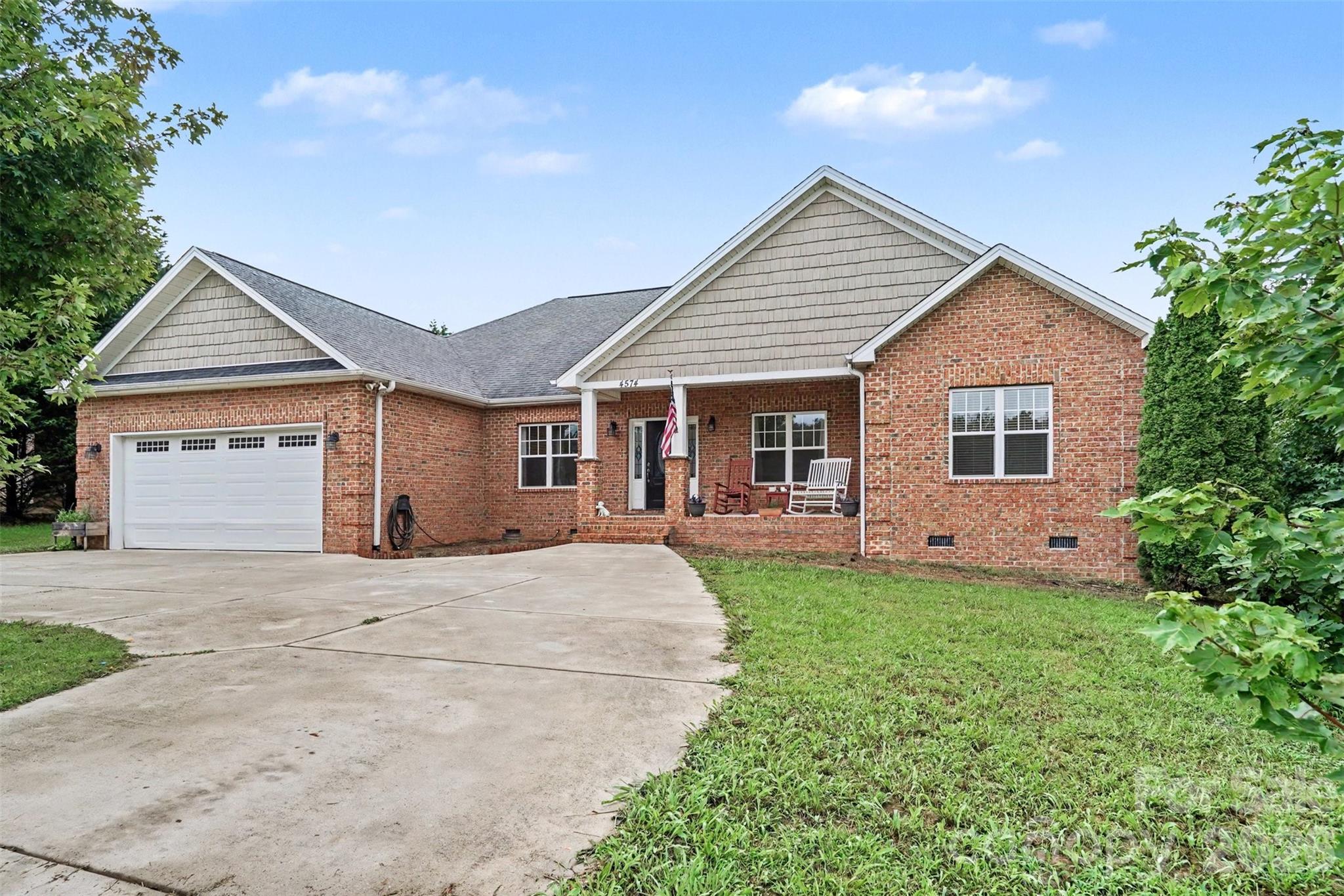 1st image of 4574 Hunter Rhyne Rd, Lincolnton, NC 28092 | MLS# 4398047