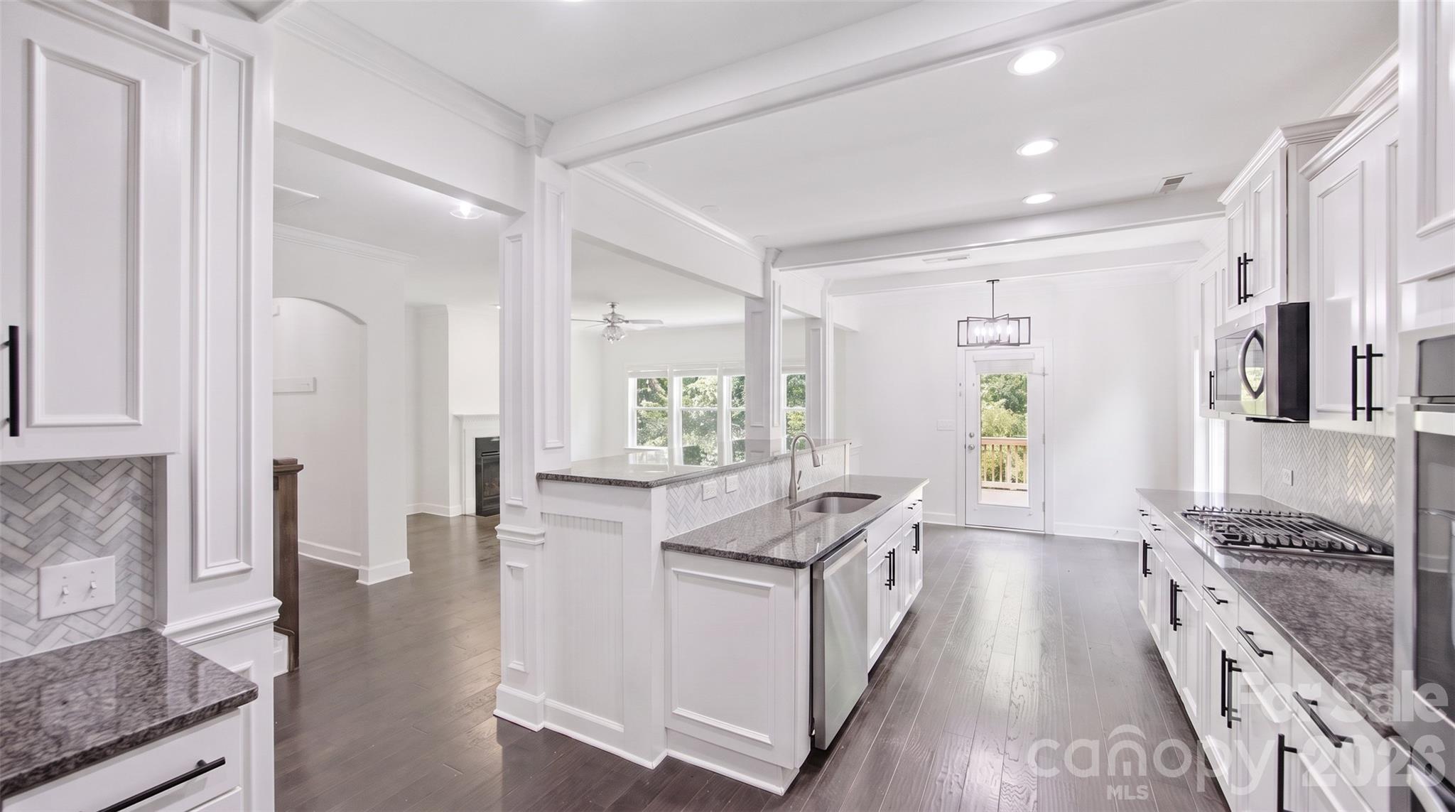Photo 4 of Single family home for sale at 423 Fischer Rd, Fort Mill, SC 29715 | MLS# 4398304 | Listing updated on 2026-09-04