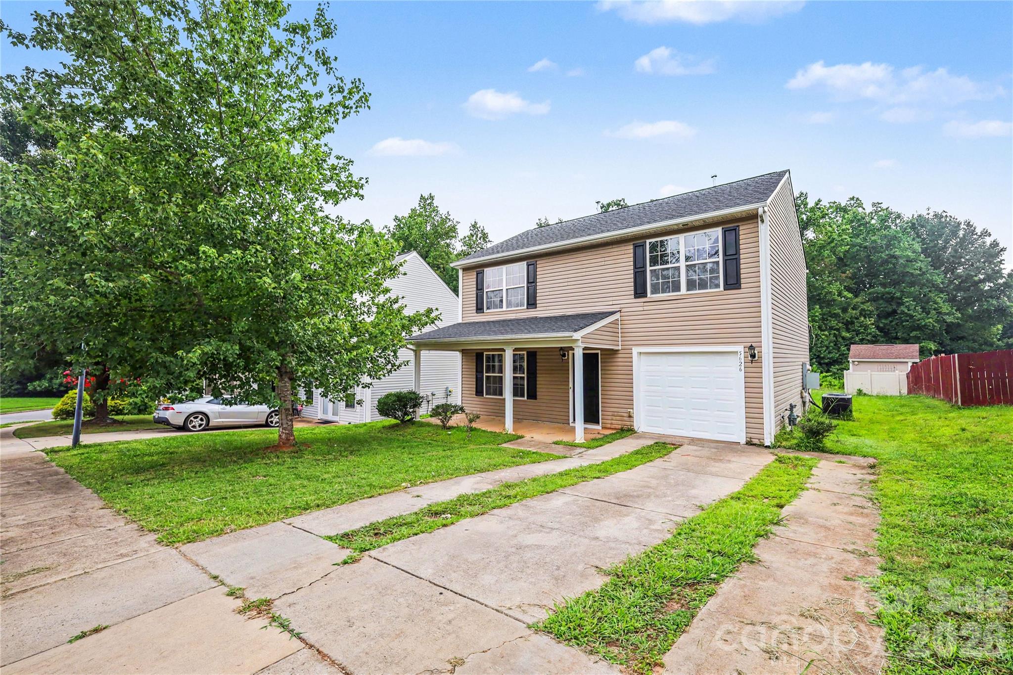 3rd image of 5626 Graypark Dr, Charlotte, NC 28269 | MLS# 4398433