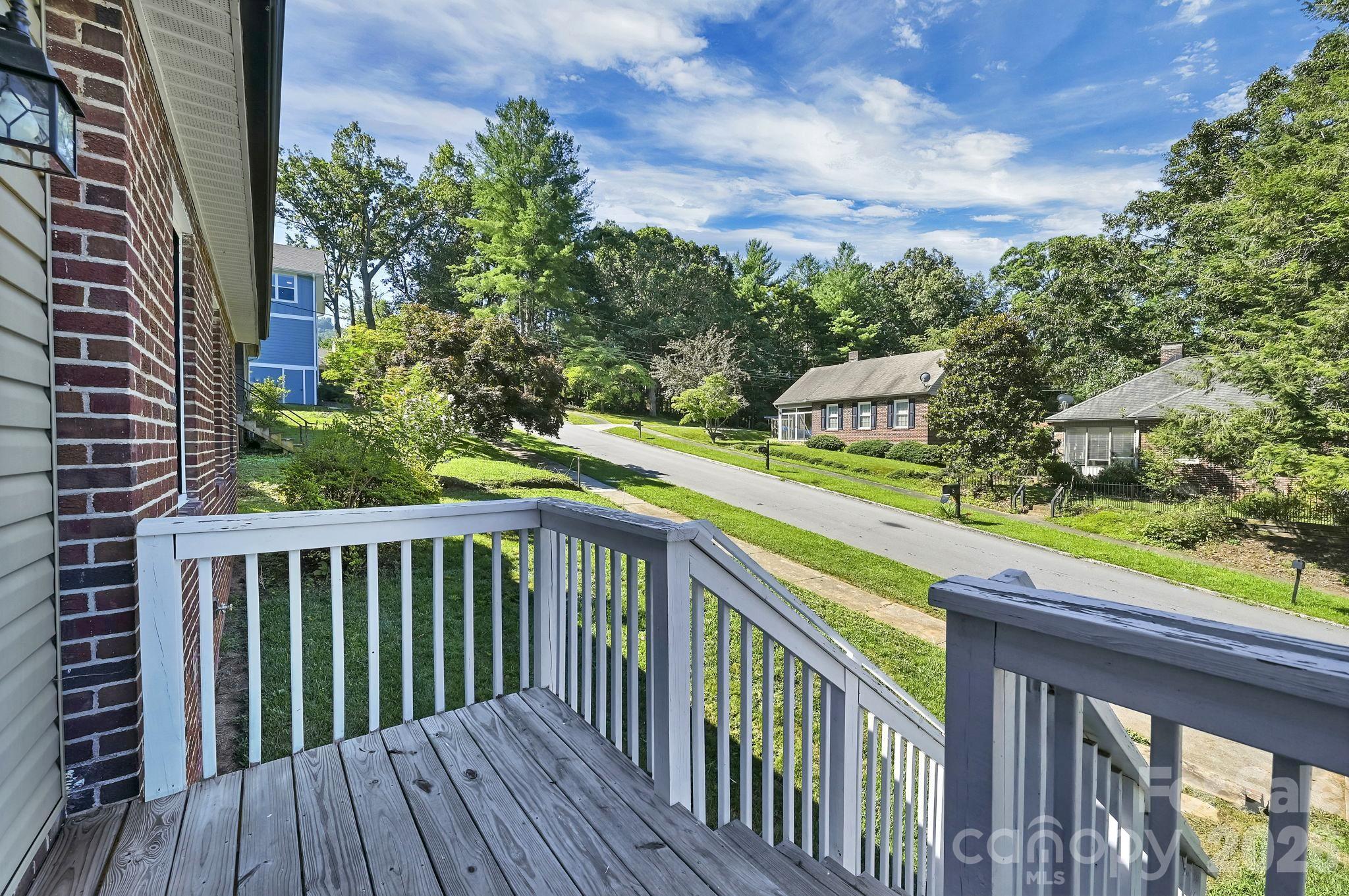 2nd image of 10 Enka Oak St, Candler, NC 28715 | MLS# 4398797