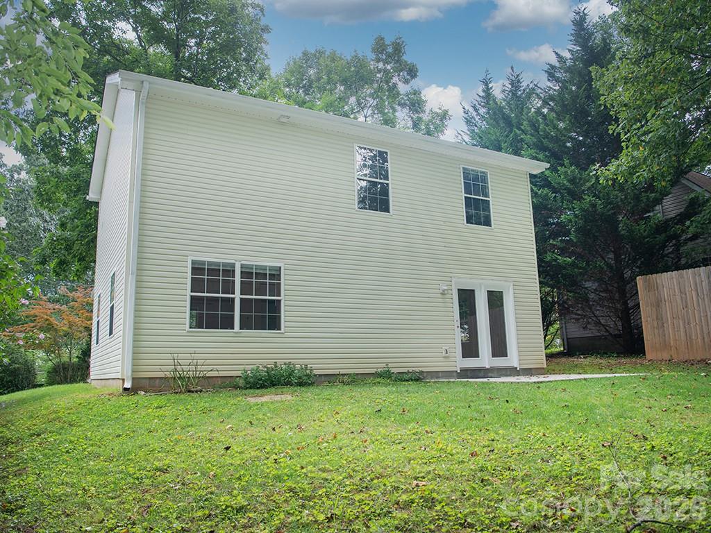 35th image of 17 Pinecrest Dr, Asheville, NC 28803 | MLS# 4399525