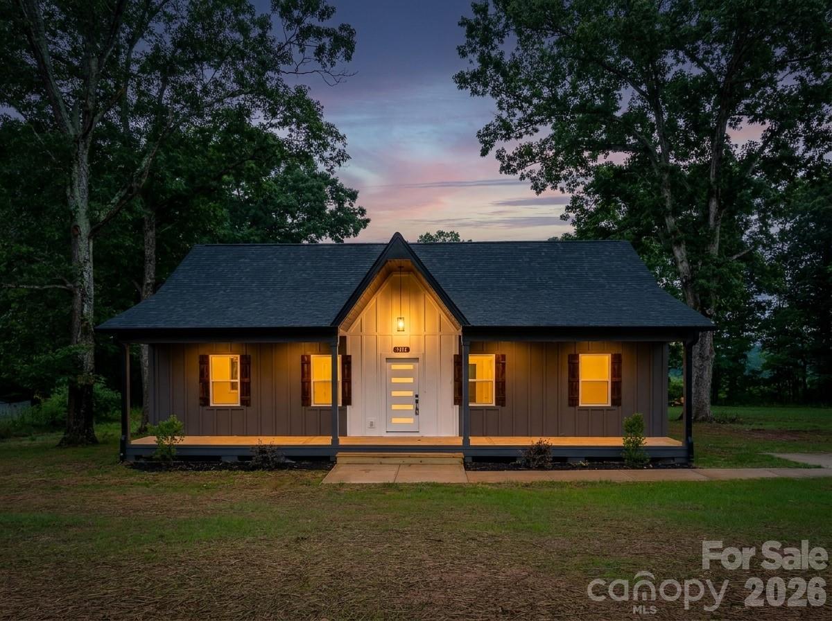 1st image of 3916 E Maiden Rd, Maiden, NC 28650 | MLS# 4400107