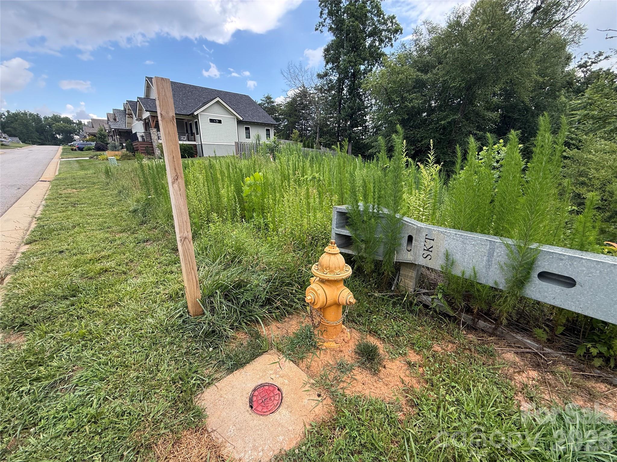 3rd image of 27 Starwood Valley Trl, Arden, NC 28704 | MLS# 4401002
