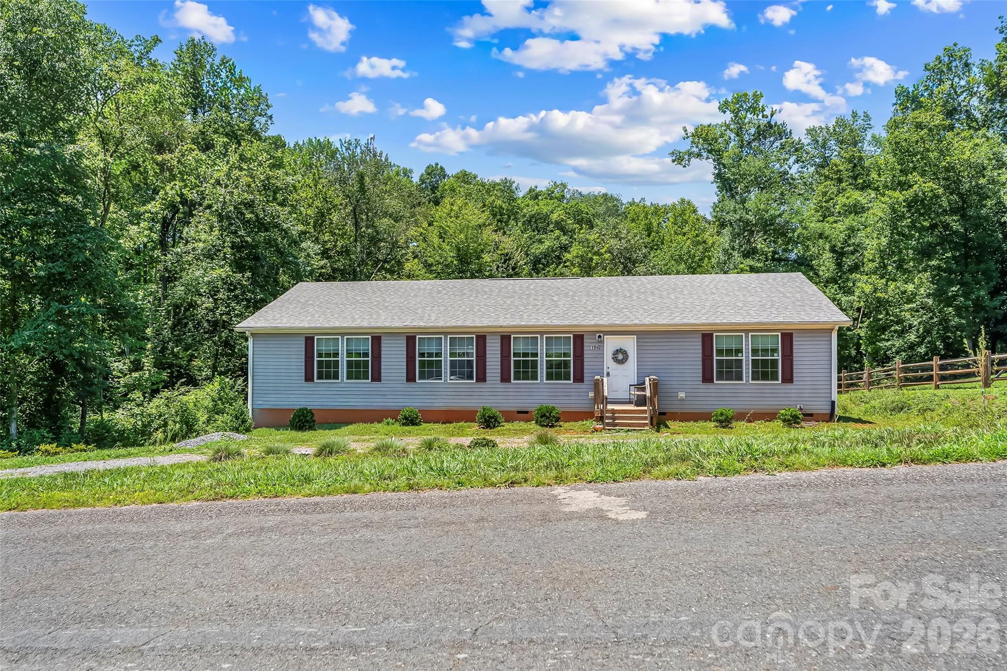 1st image of 1940 Eastbrook Cir, Morganton, NC 28655 | MLS# 4401137