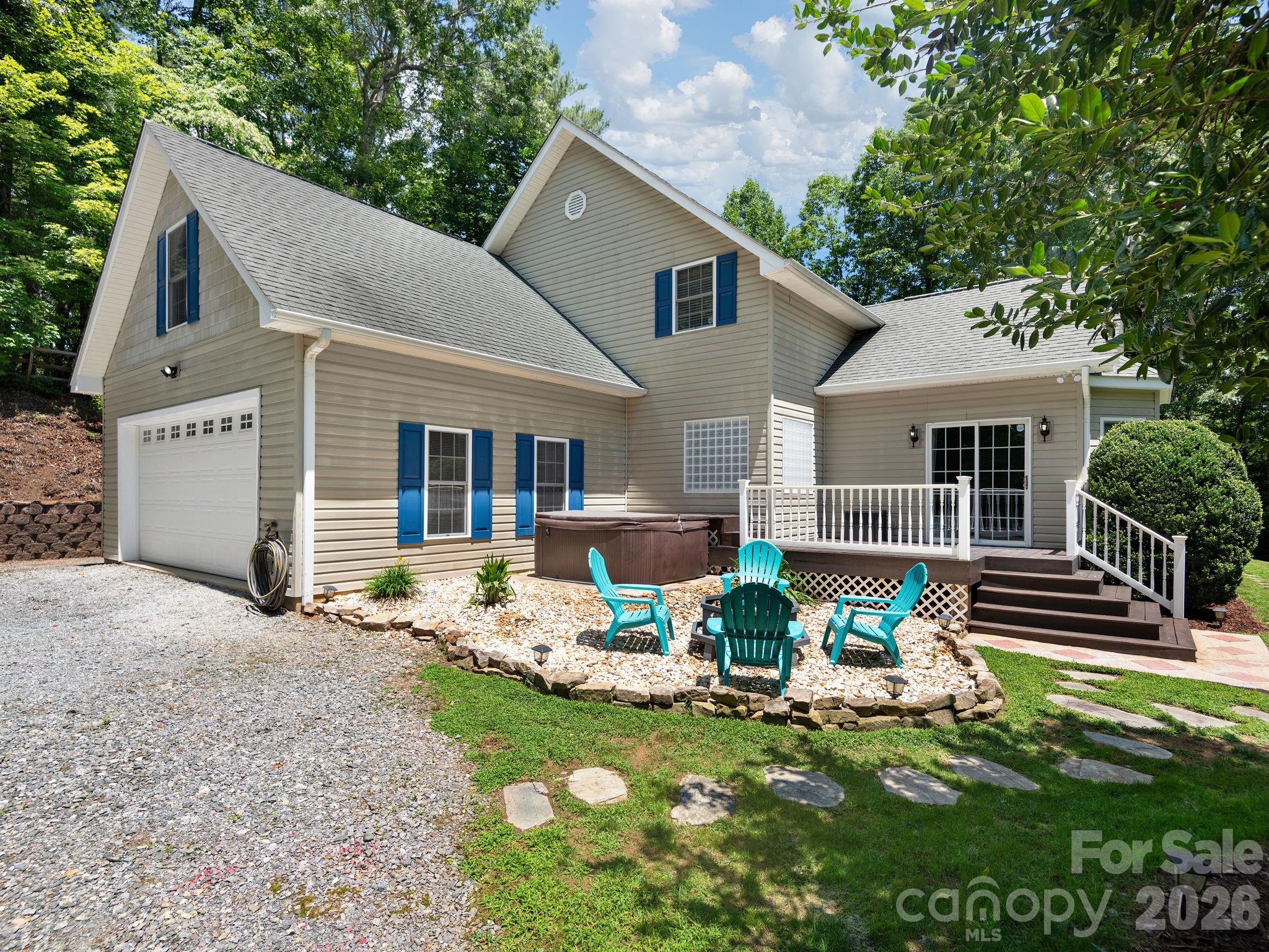 3rd image of 49 Indian Ridge Trl, Hendersonville, NC 28739 | MLS# 4401659