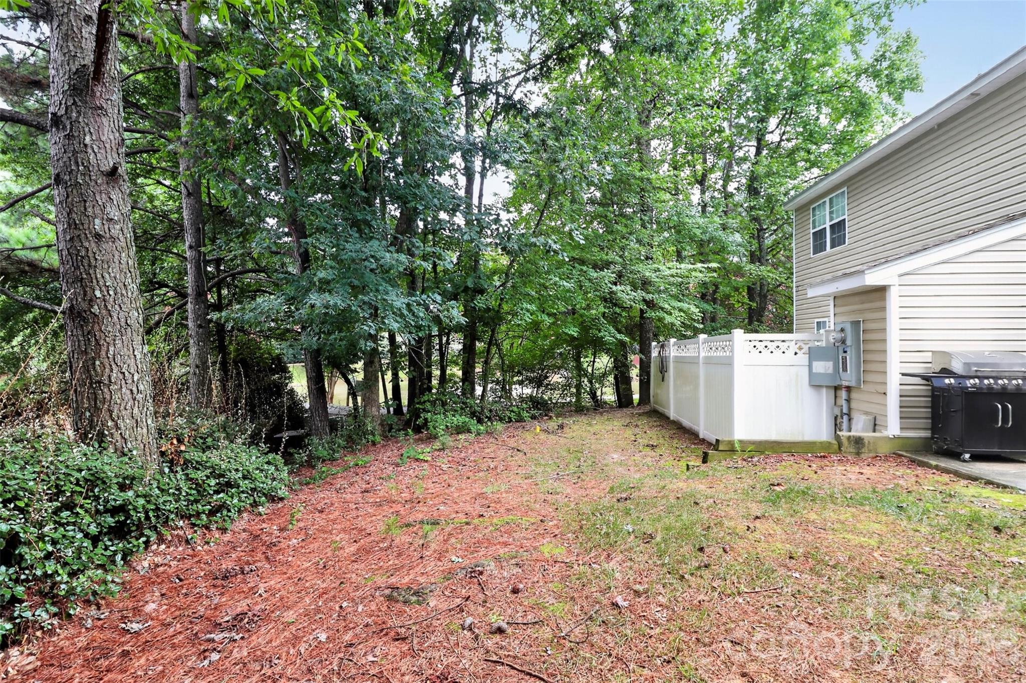 44th image of 10866 Holly Ridge Blvd, Charlotte, NC 28216 | MLS# 4401708