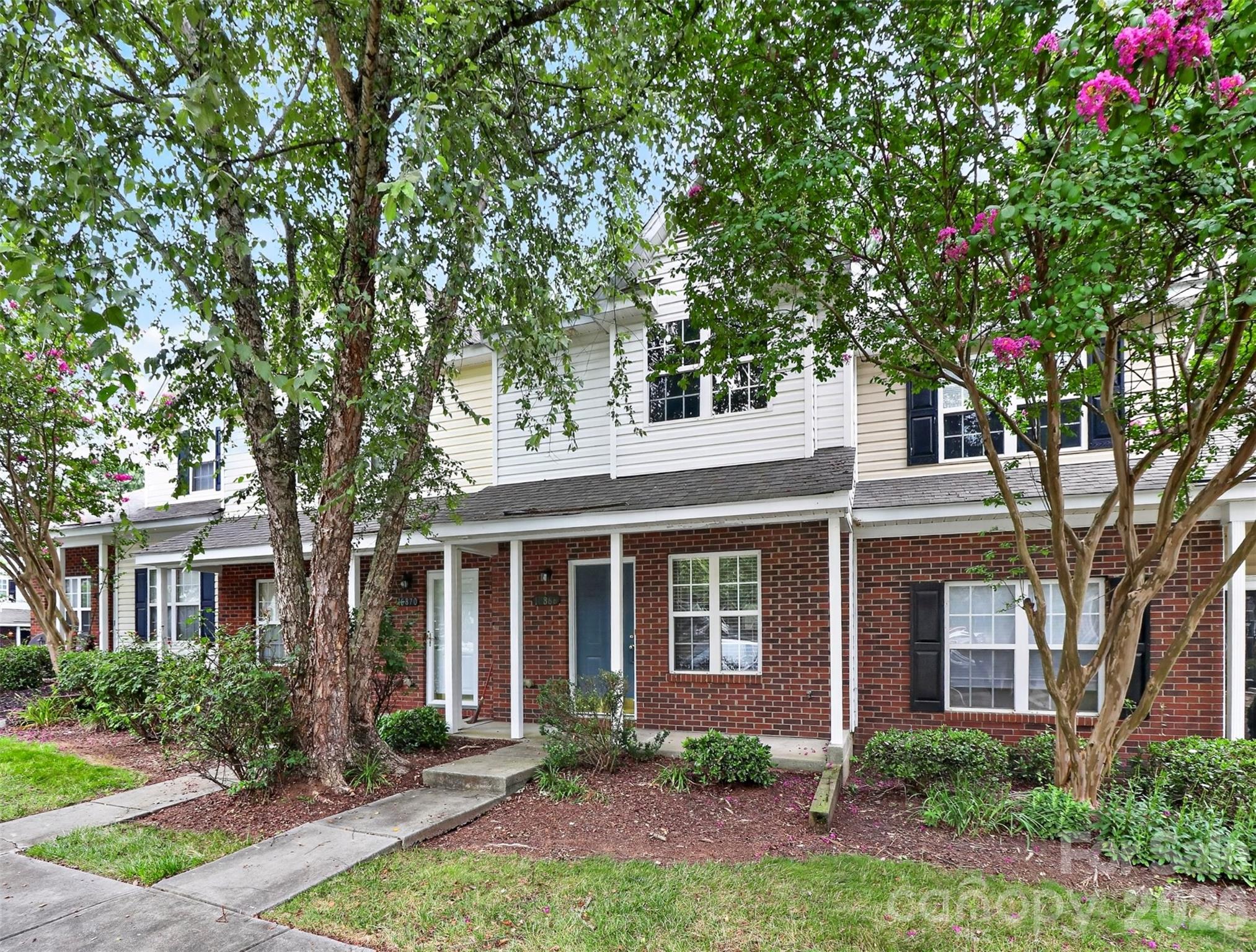 3rd image of 10866 Holly Ridge Blvd, Charlotte, NC 28216 | MLS# 4401708