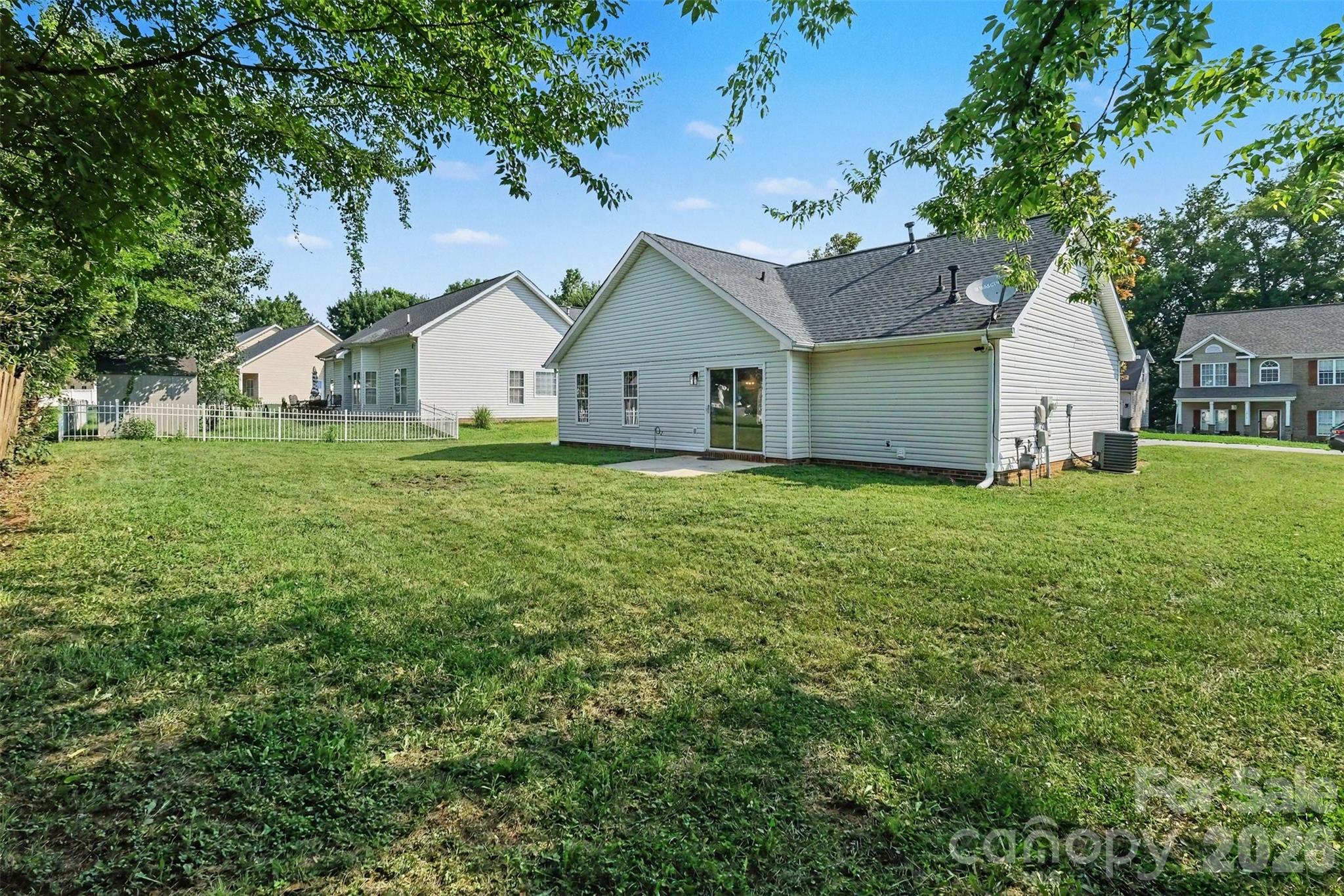 4th image of 1910 Olsen Ln, Charlotte, NC 28213 | MLS# 4402471