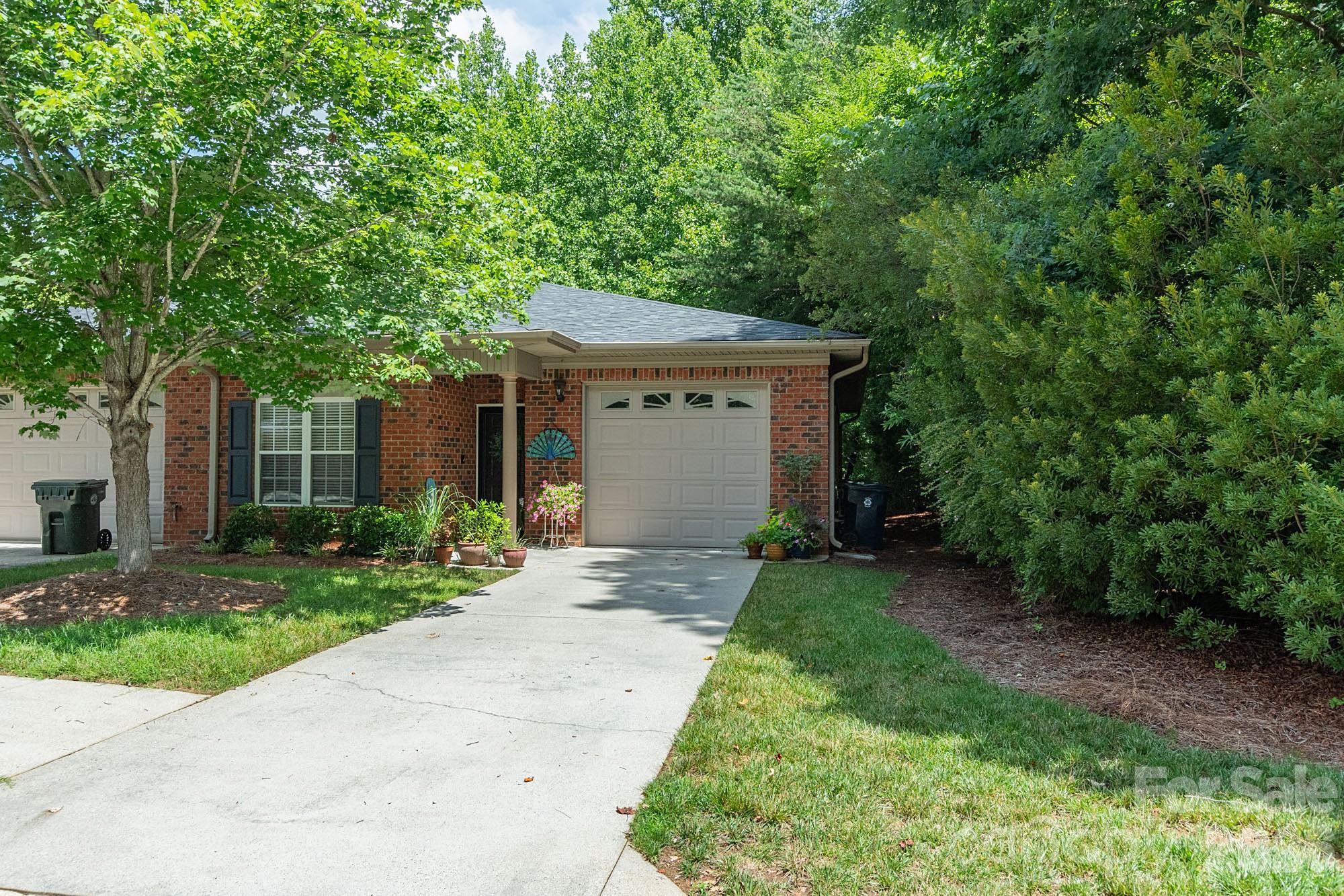 Homes for sale in Lexington, NC | 205 Chickadee Dr, Lexington, NC 27292 | MLS# 4402513