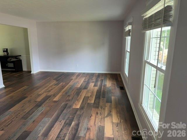 3rd image of 1376 Glenheath Dr, Hendersonville, NC 28791 | MLS# 4402718