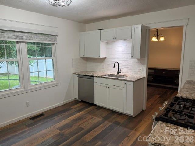 2nd image of 1376 Glenheath Dr, Hendersonville, NC 28791 | MLS# 4402718