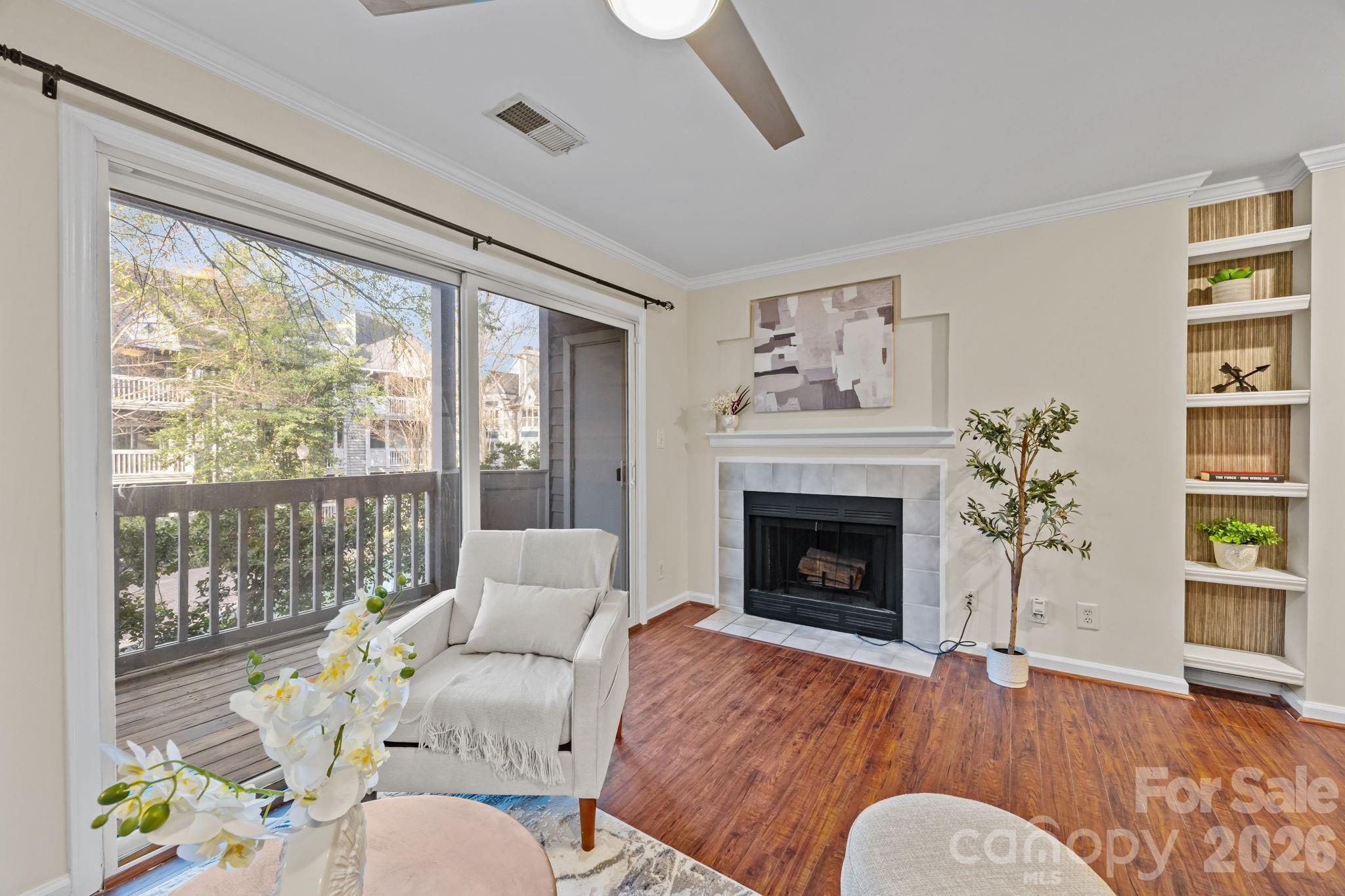 image of 525 N Graham St #2E, Charlotte, NC 28202 | MLS# 4402767