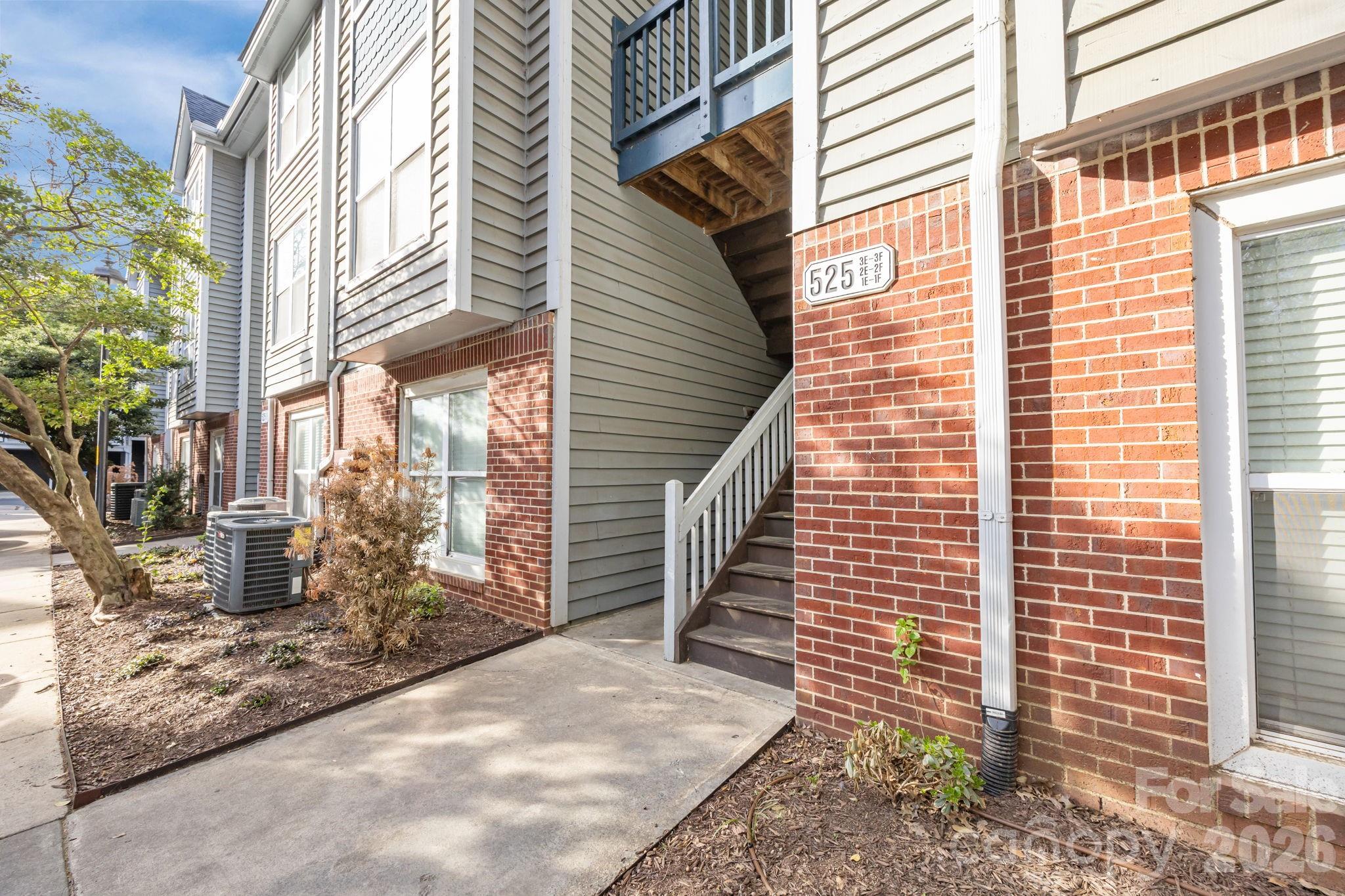 image of 525 N Graham St, Charlotte, NC 28202