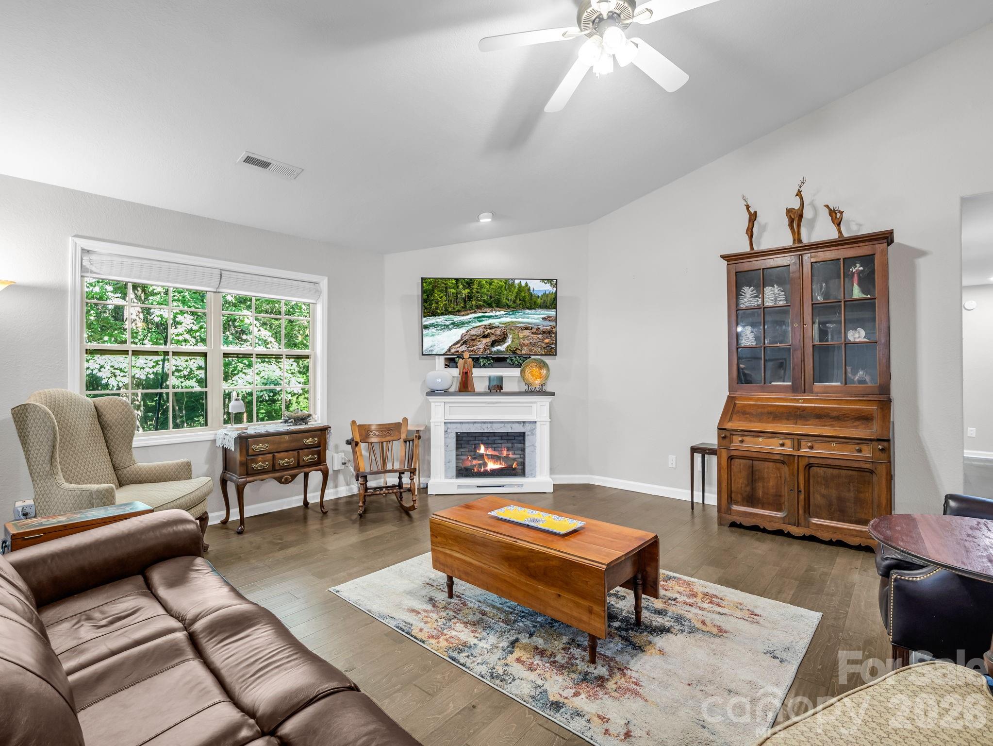 5th image of 141 Dalton Ct, Lake Lure, NC 28746 | MLS# 4402828