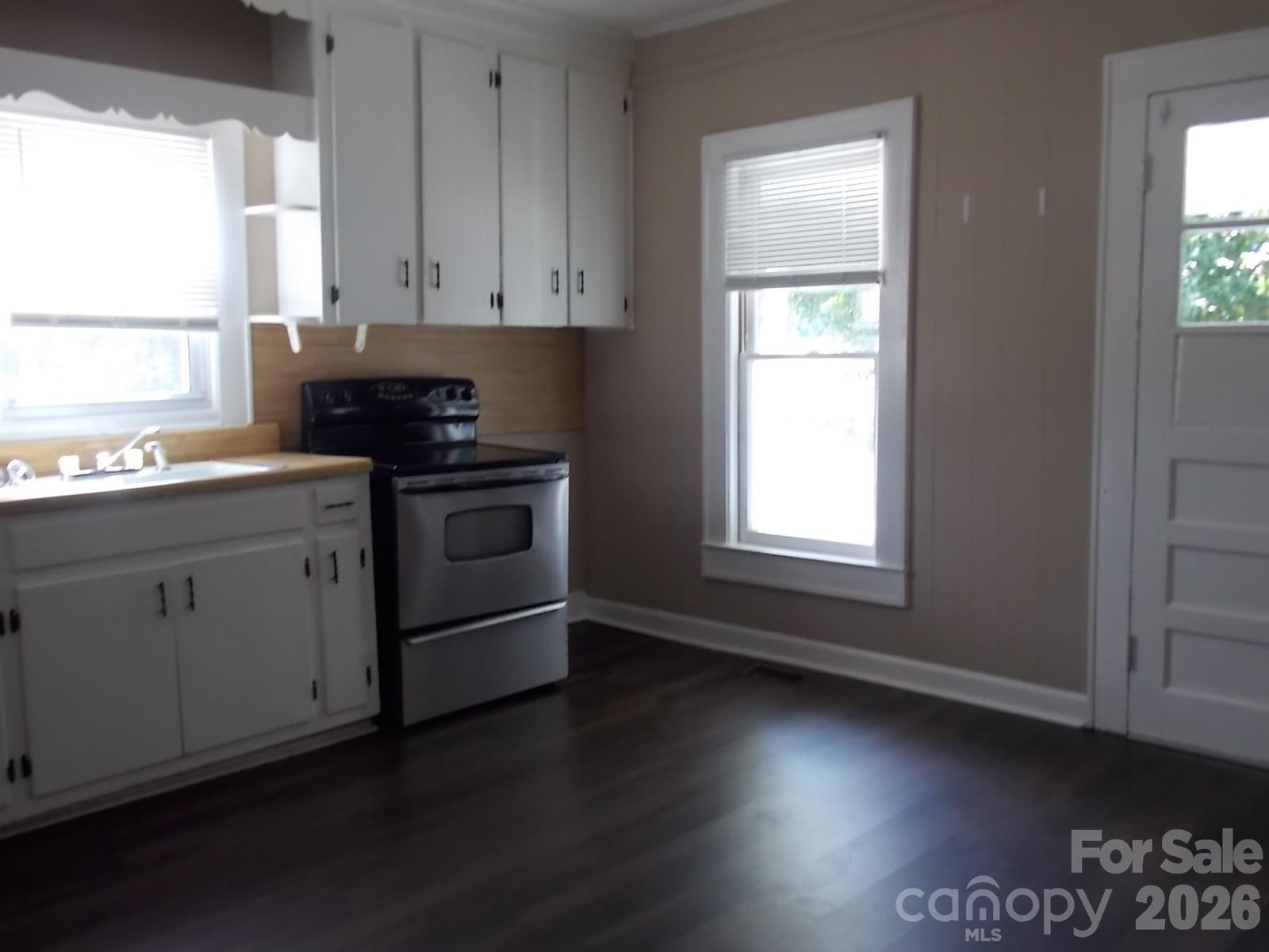 Homes for sale in Lancaster, SC | 928 10Th St, Lancaster, SC 29720 | MLS# 4402854