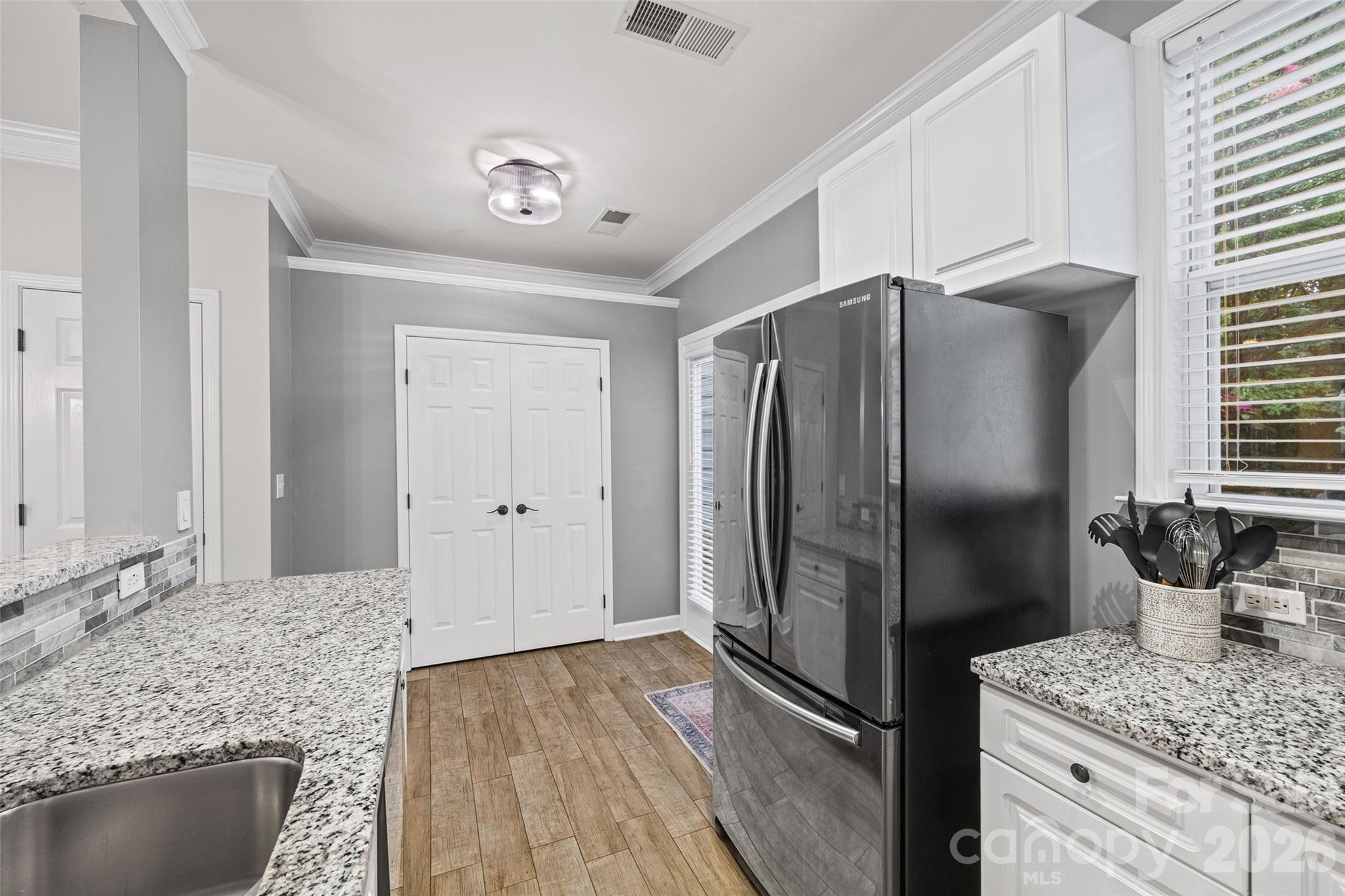 5th image of 11143 Dundarrach Ln, Charlotte, NC 28277 | MLS# 4402860