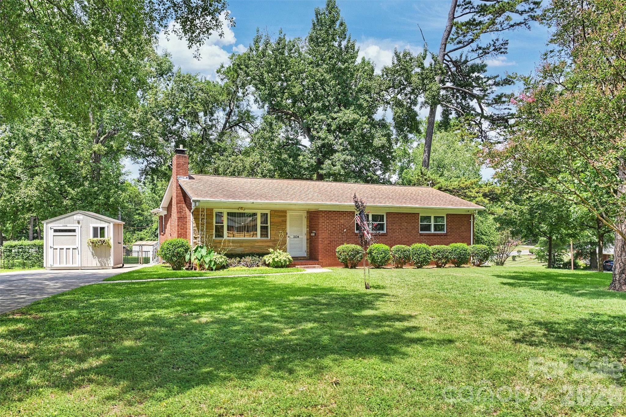 3rd image of 2134 Bromwich Rd, Charlotte, NC 28208 | MLS# 4402911