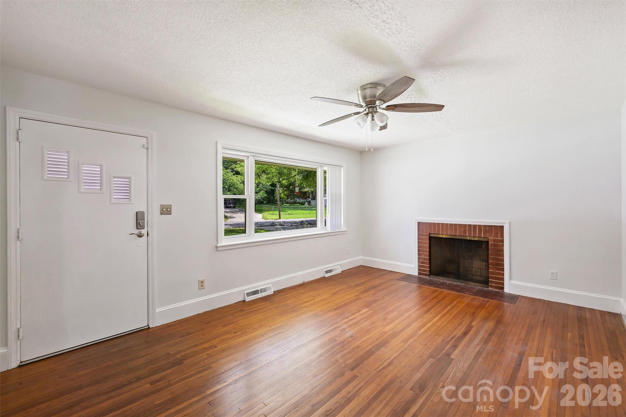 5th image of 2134 Bromwich Rd, Charlotte, NC 28208 | MLS# 4402911