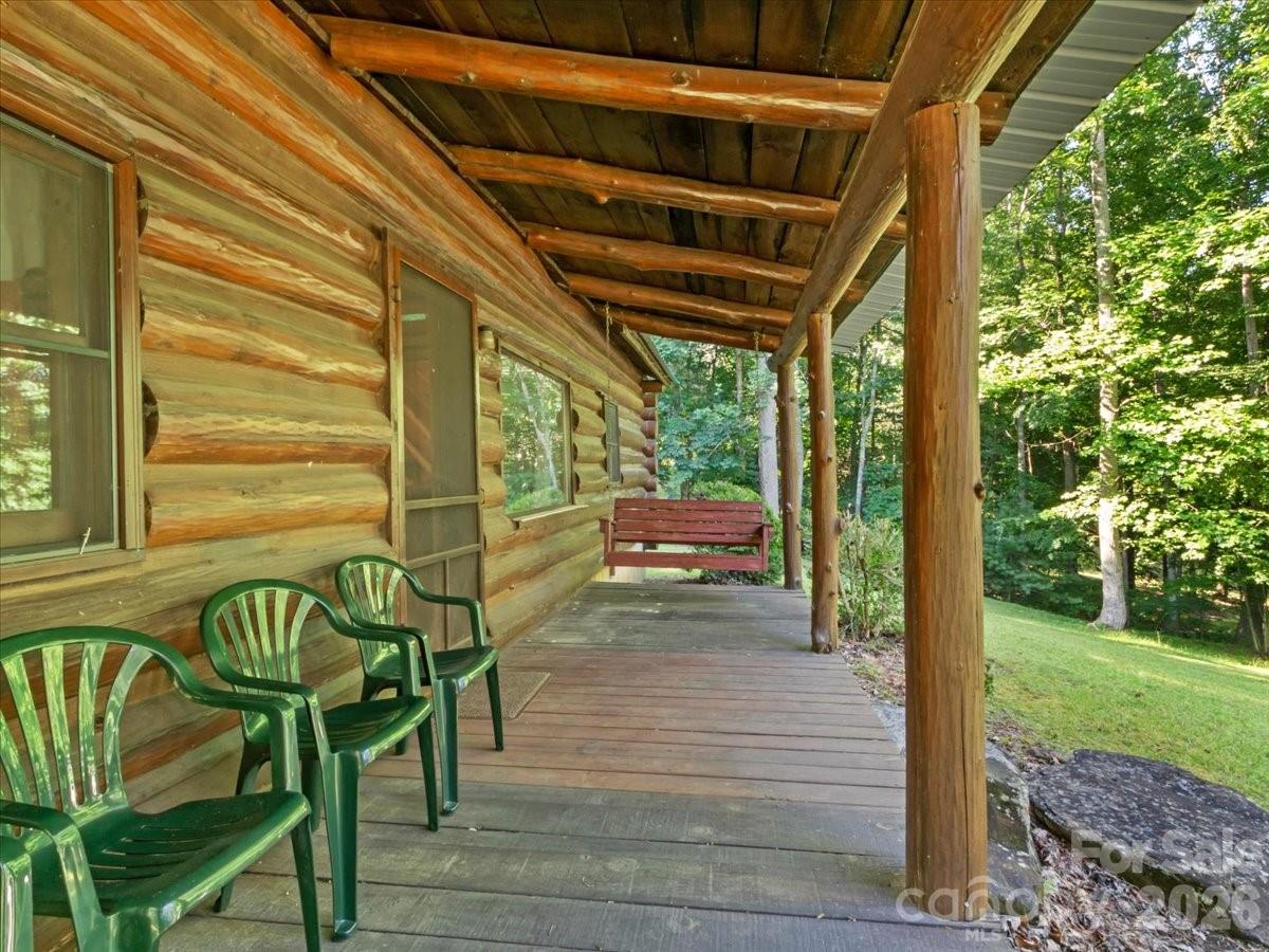 Homes for sale in Green Mountain, NC | 230 Chatter Box Ln, Green Mountain, NC 28740 | MLS# 4402999