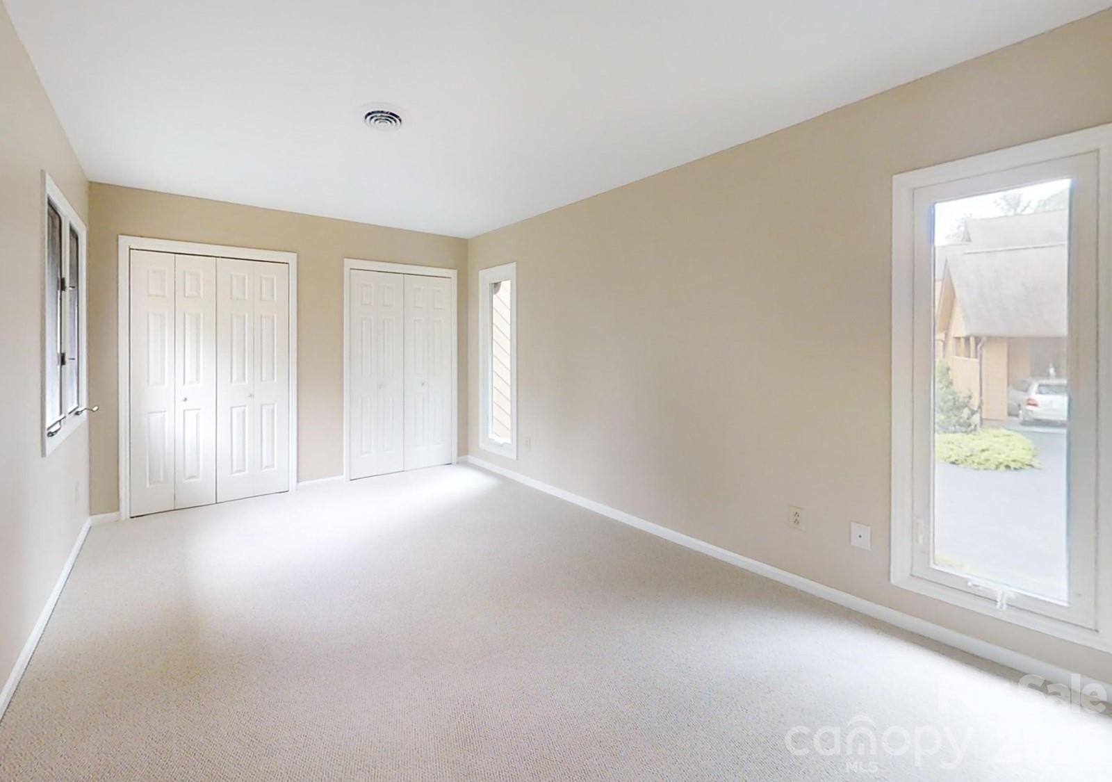 2nd image of 25 Vlg Dr, Asheville, NC 28803