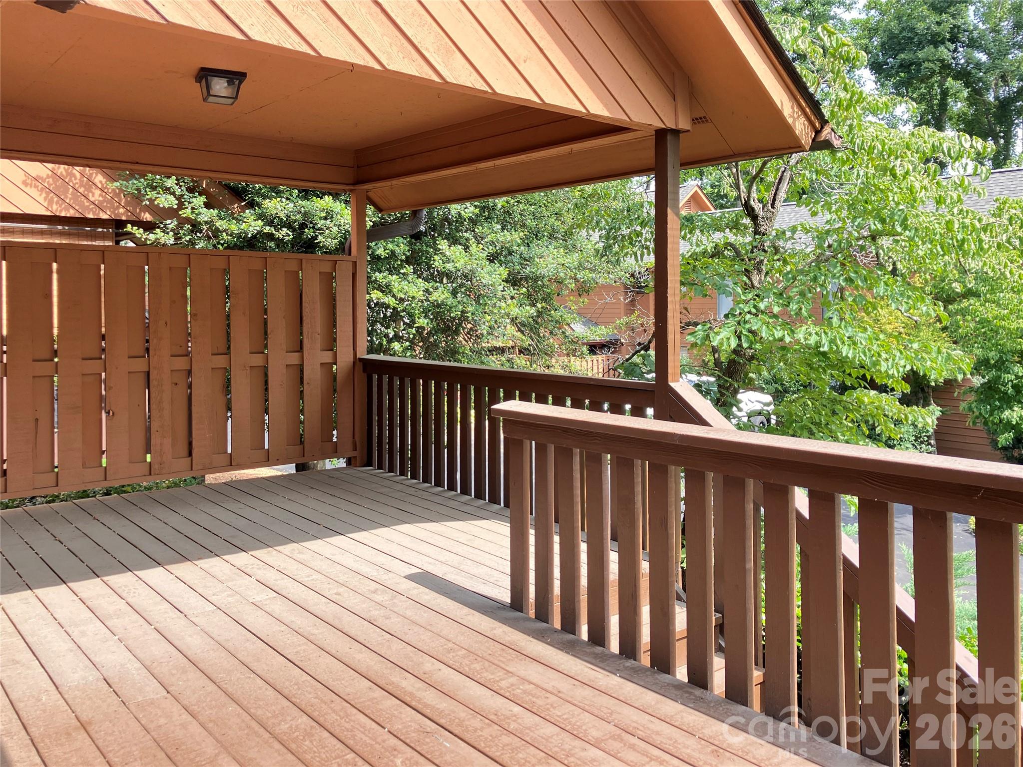 4th image of 25 Vlg Dr, Asheville, NC 28803