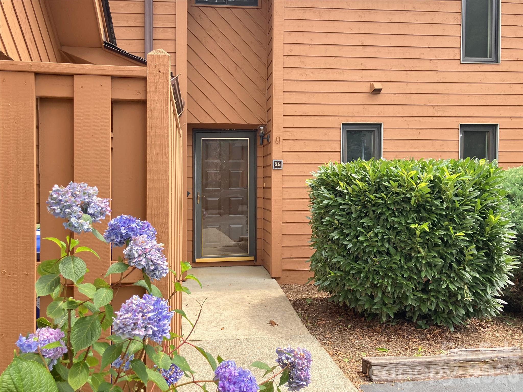 2nd image of 25 Village Dr, Asheville, NC 28803 | MLS# 4403144