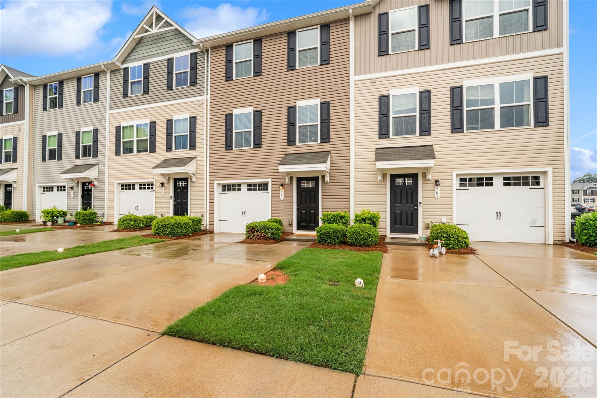 3rd image of 907 Taybyn Rd, Fort Mill, SC 29715 | MLS# 4403213