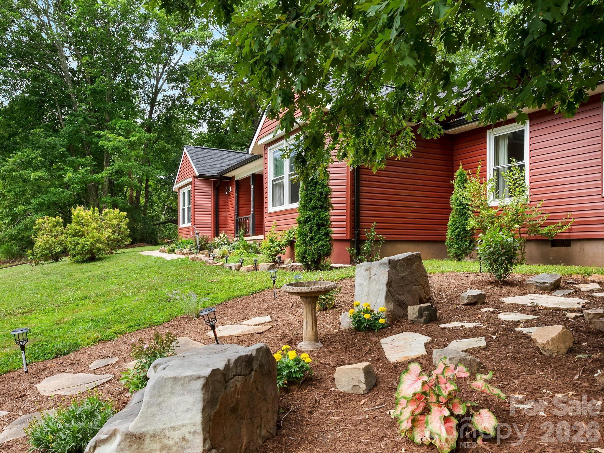 4th image of 84 Greenwood Acres Dr, Mills River, NC 28759 | MLS# 4403279