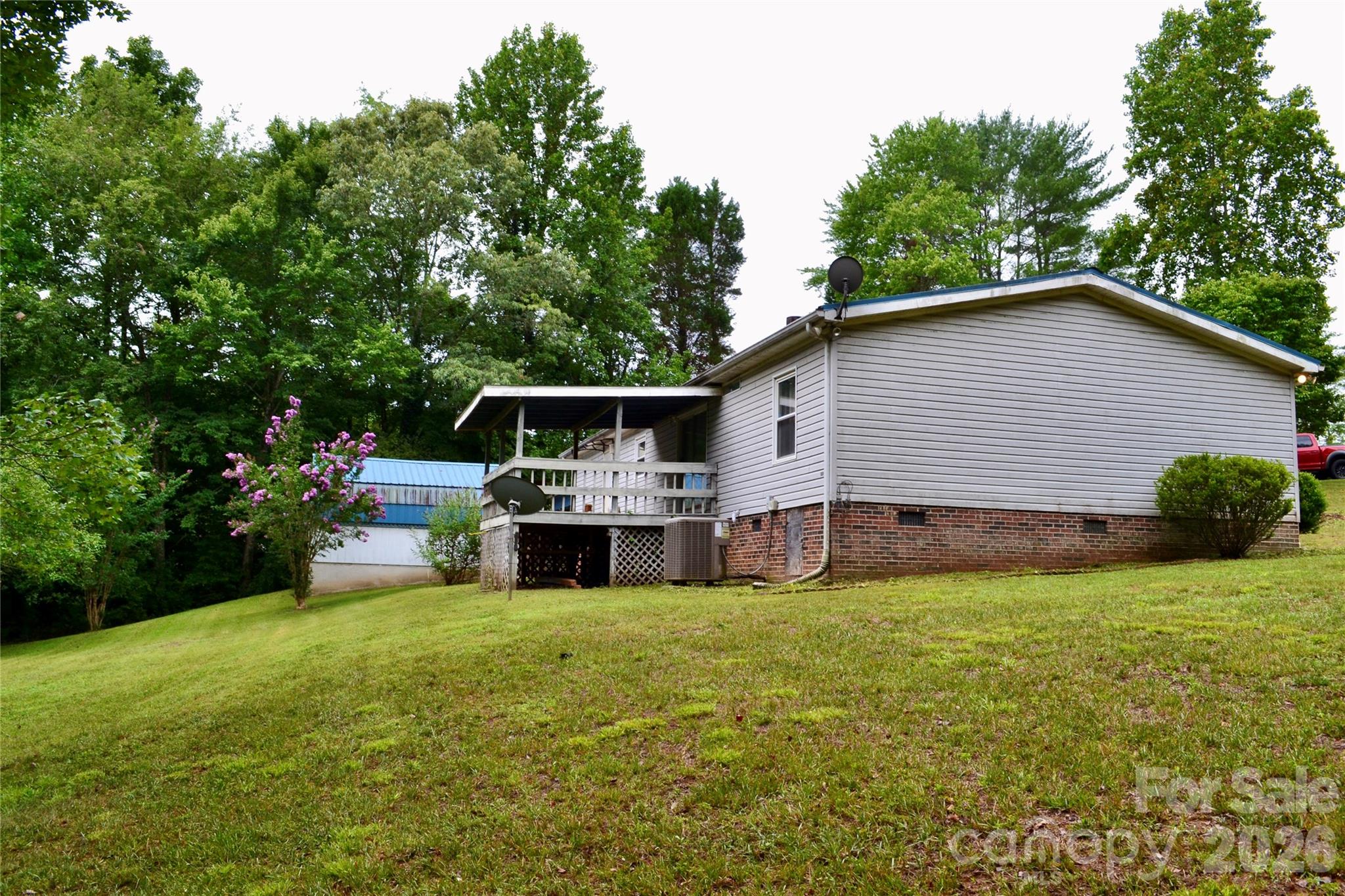 41st image of 4851 Mounira Ave, Hickory, NC 28602 | MLS# 4403343