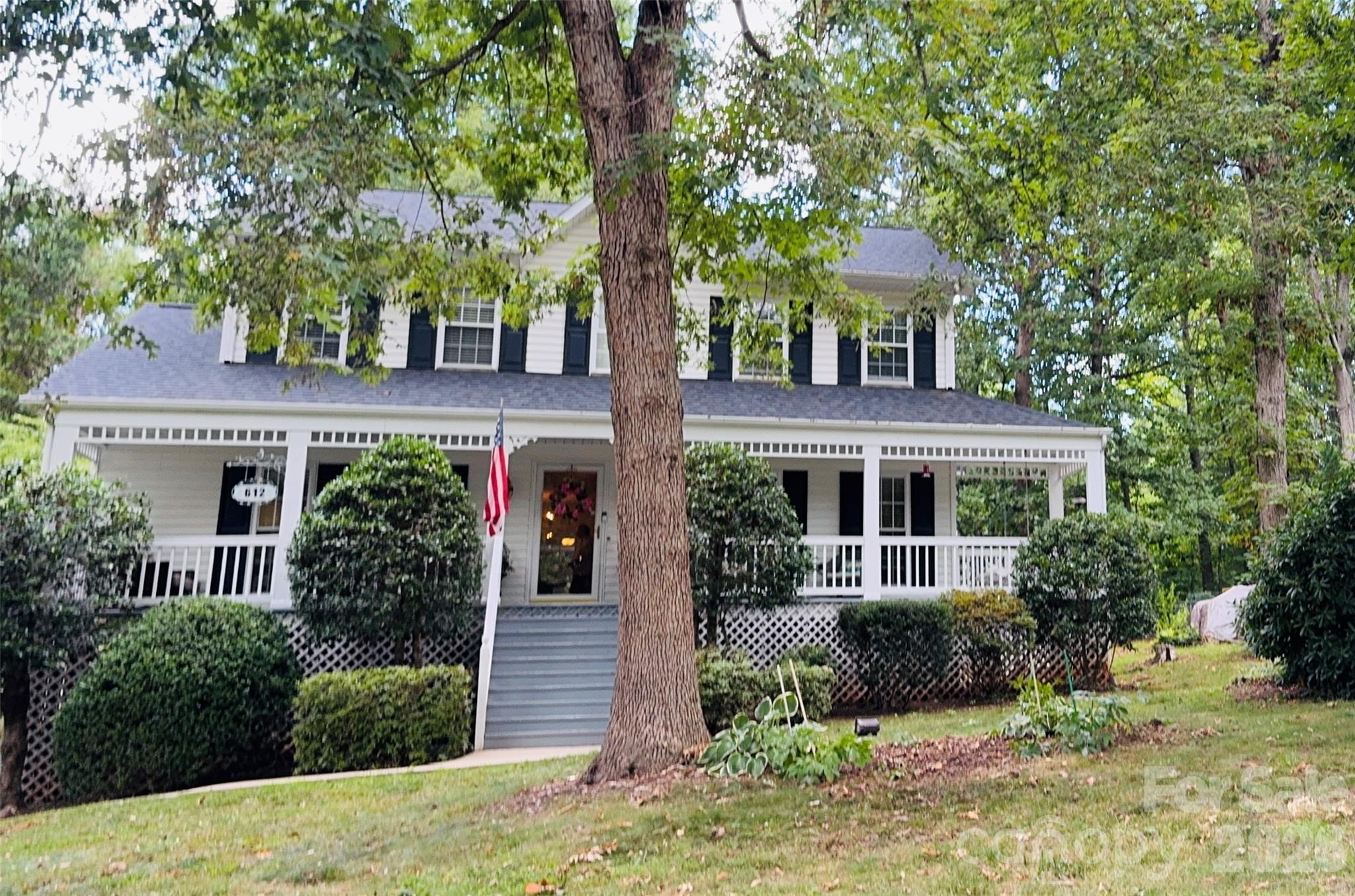 1st image of 612 17th Avenue Dr Se, Hickory, NC 28602 | MLS# 4403374