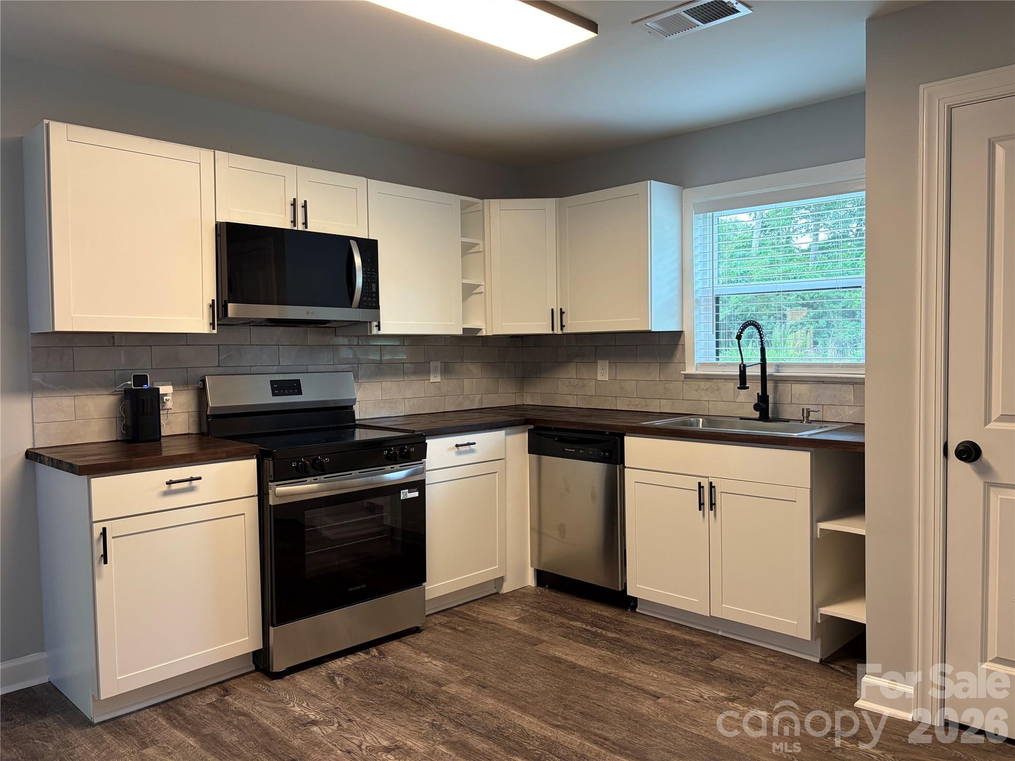 Homes for sale in Laurel Hill, NC | 8761 Old Wire Rd, Laurel Hill, NC 28351 | MLS# 4403641