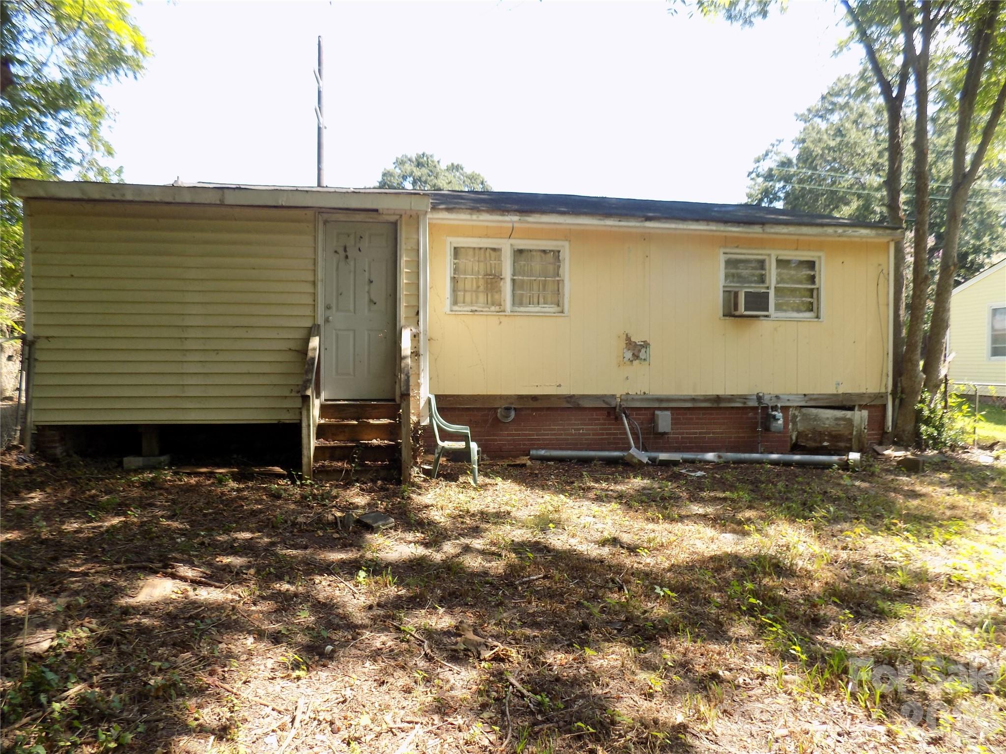 Homes for sale in Gastonia, NC | 1013 W Sixth Ave, Gastonia, NC 28052 | MLS# 4403830