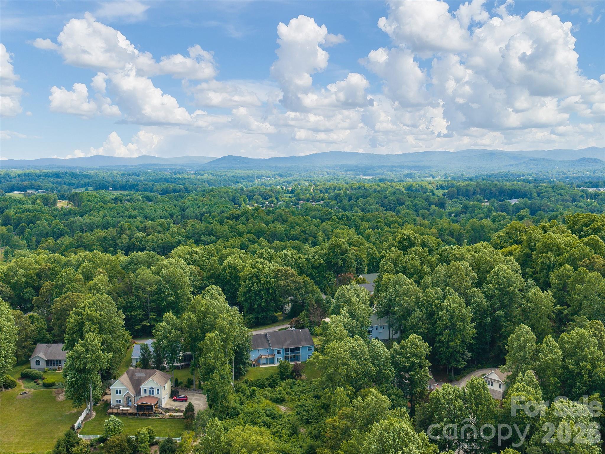 38th image of 84 Red Cedar Dr, Hendersonville, NC 28792 | MLS# 4403937