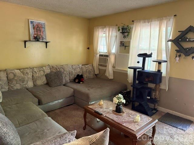 image of 1131 Echo Glen Rd, Charlotte, NC 28213 | MLS# 4404193