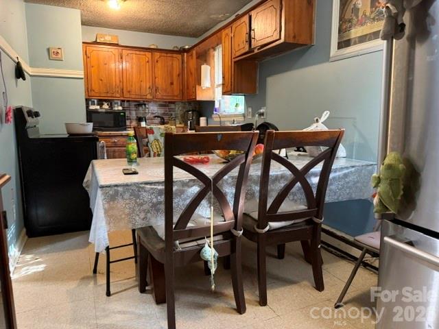 image of 1131 Echo Glen Rd, Charlotte, NC 28213 | MLS# 4404193