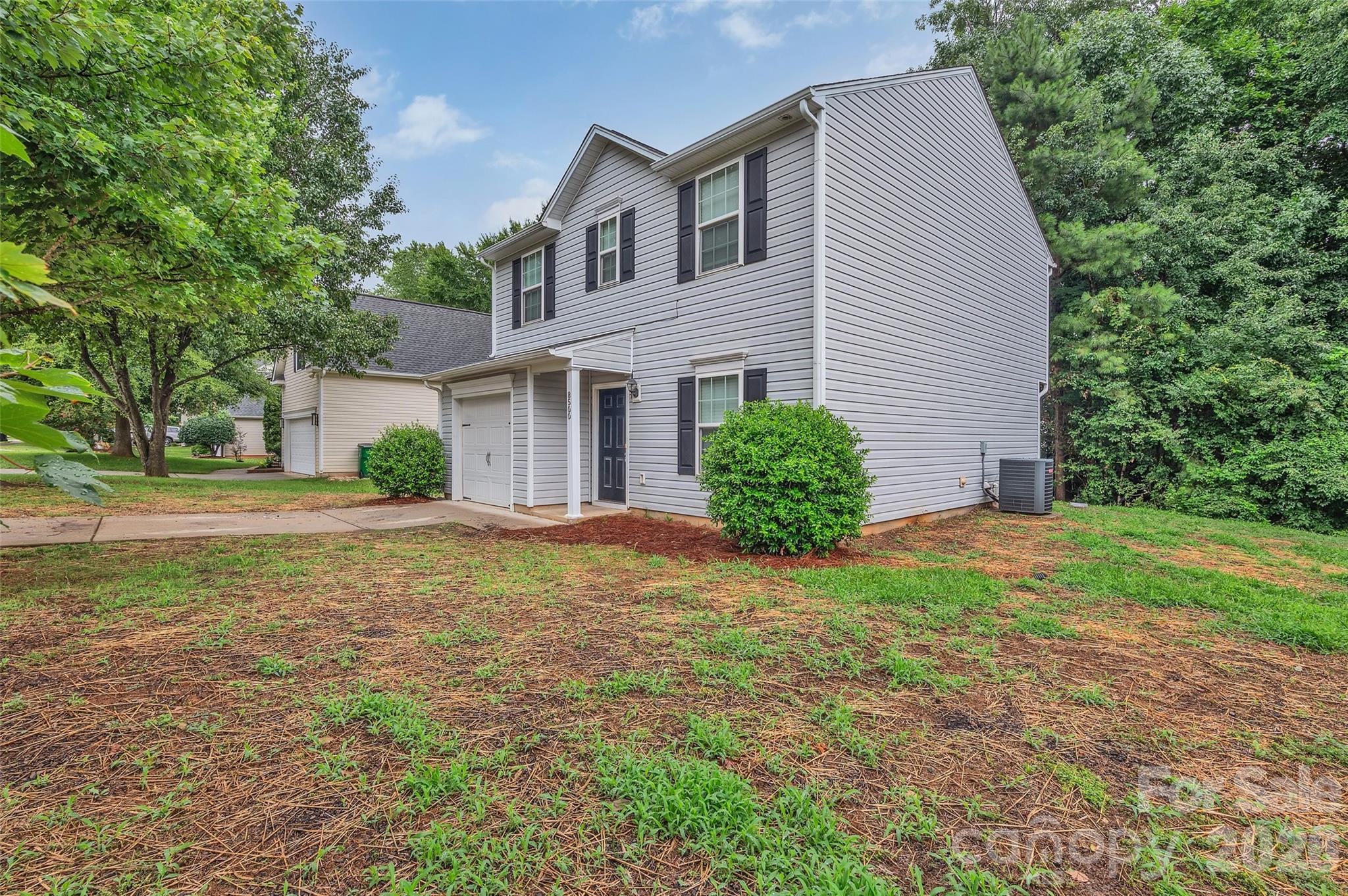 4th image of 8500 Four Sisters Ln, Charlotte, NC 28215 | MLS# 4404292